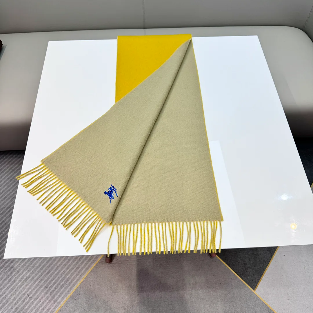 Шарфы Burberry 1120