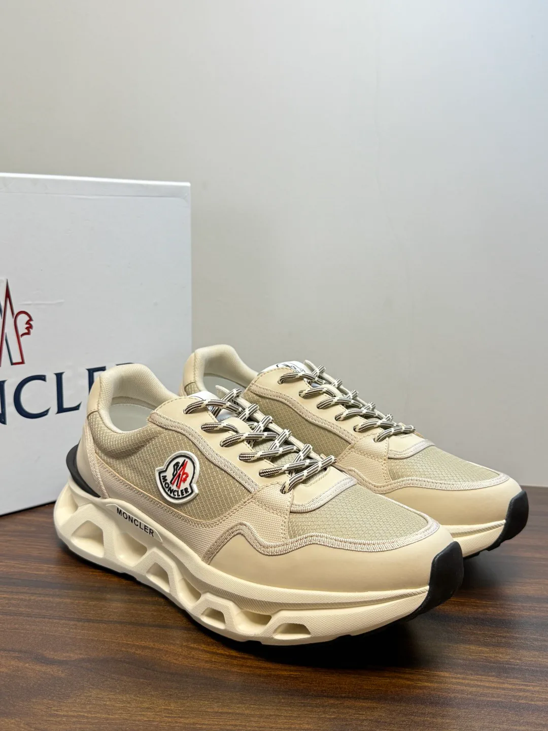 Кроссовки Мужские Moncler 19423219