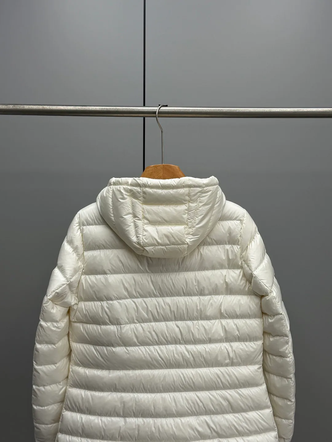 Куртки И Пуховики Женские Moncler 17897335
