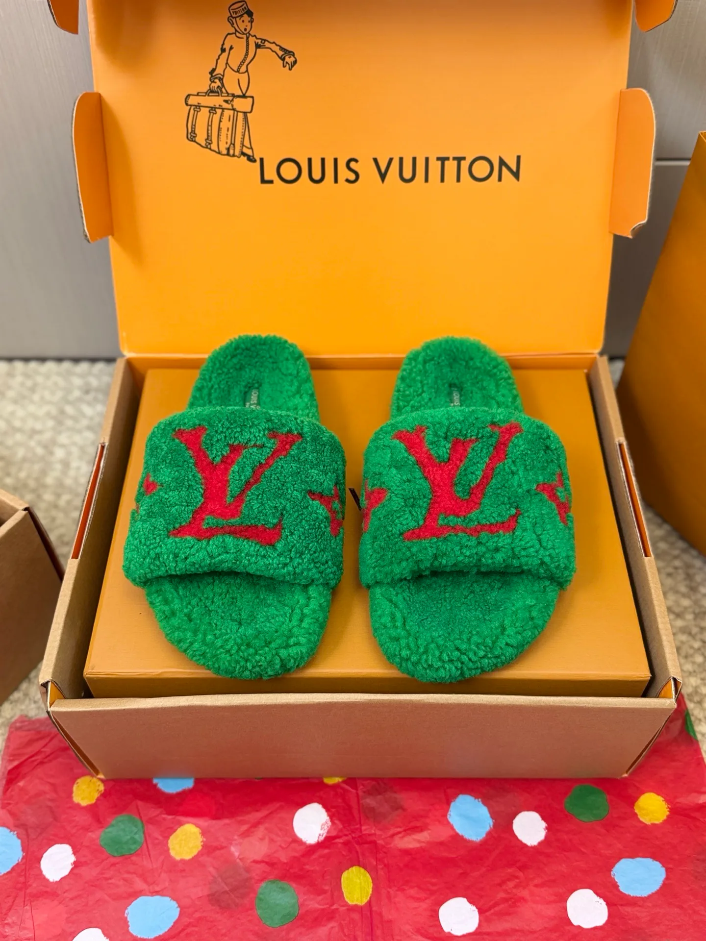 Тапочки Женские Louis Vuitton 19090530