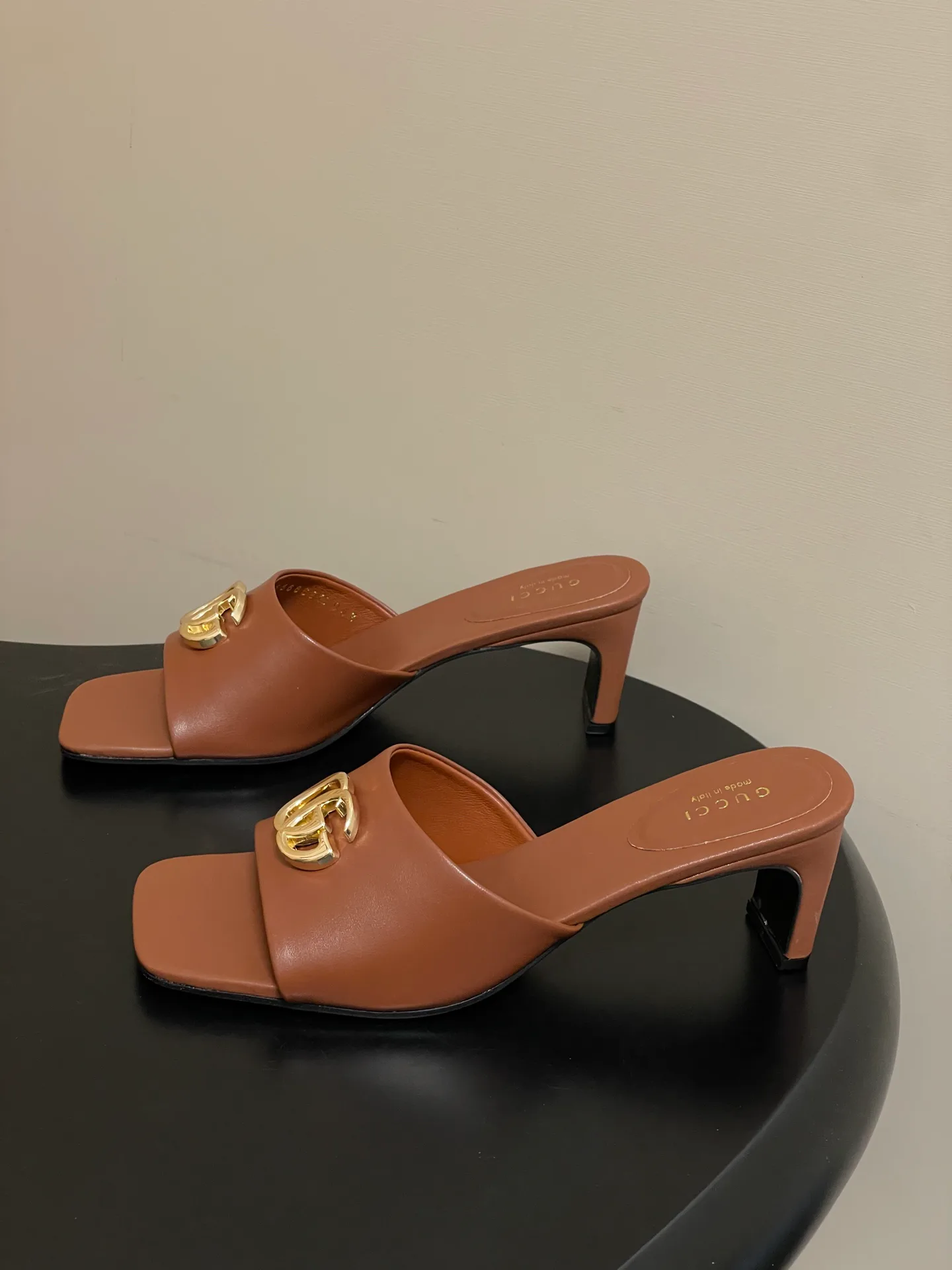 Сандалии Женские Gucci 10395324