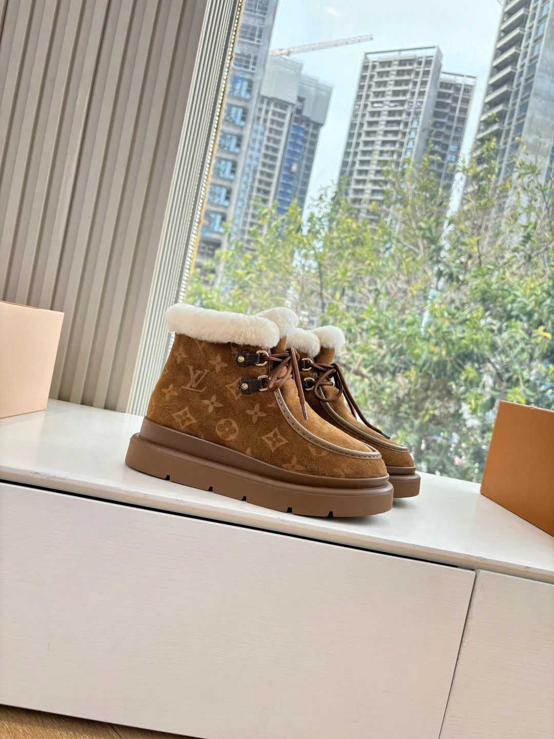 Угги Женские Louis Vuitton 1260312