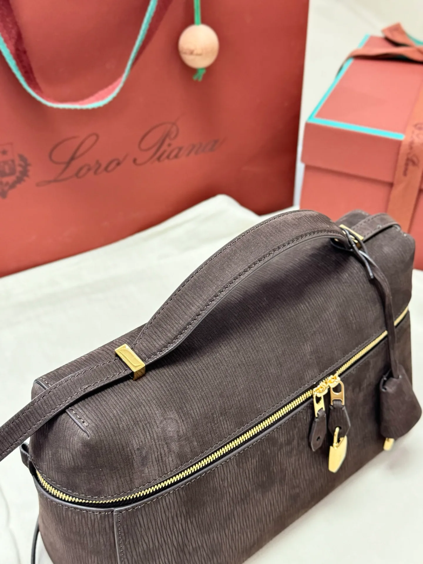 Классические Сумки Женские Loro Piana 17565037