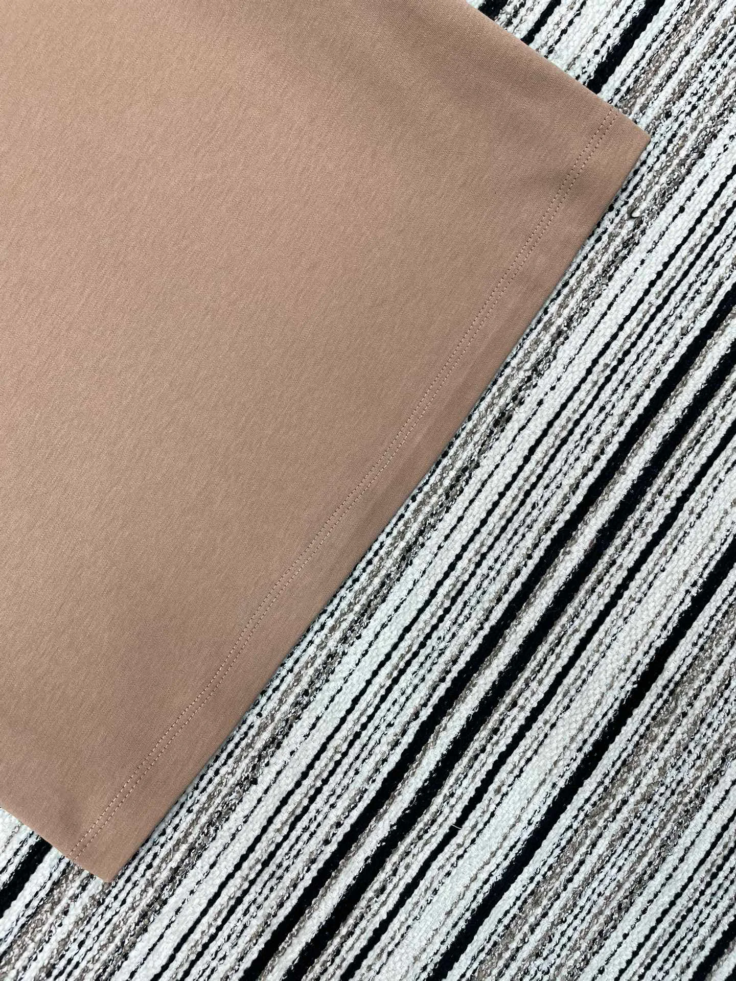 Футболки Женские Chanel 5436113