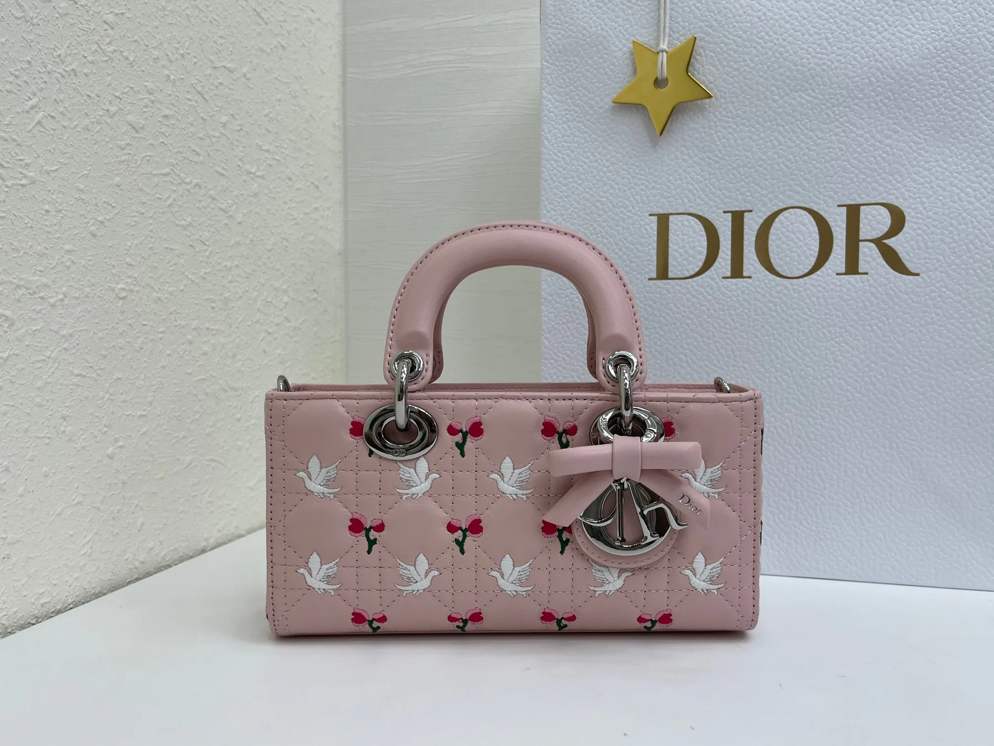 Классические Сумки Женские Christian Dior 17407060