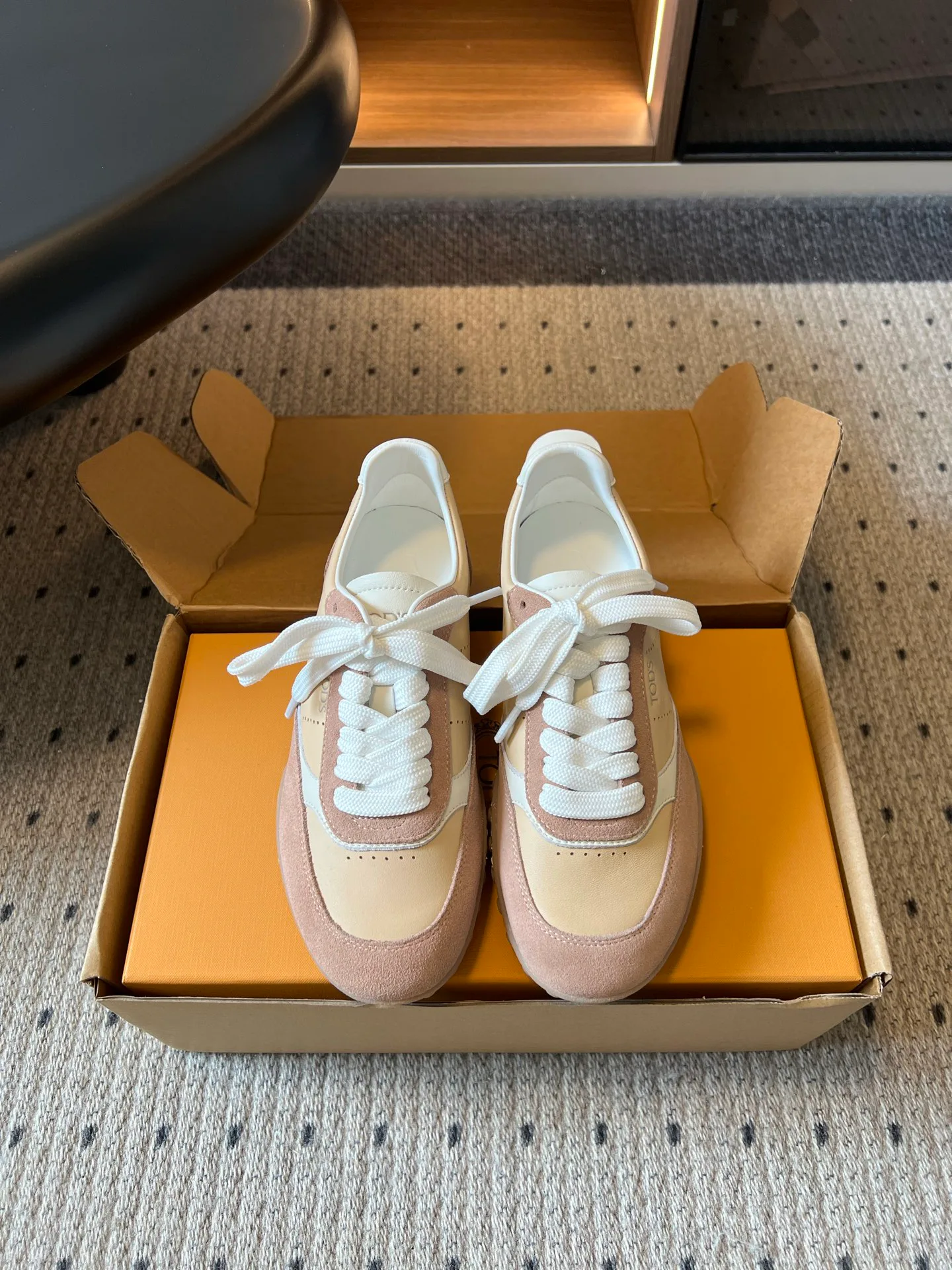 Кроссовки Женские Tod's 18305039