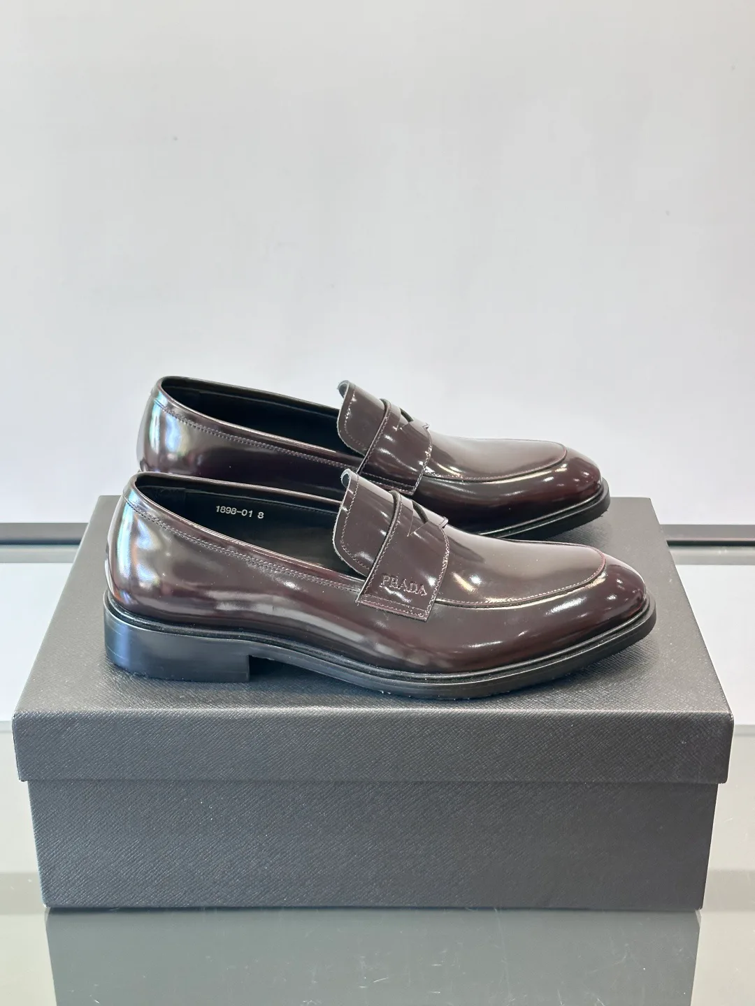 Лоферы И Туфли Мужские Prada 884587