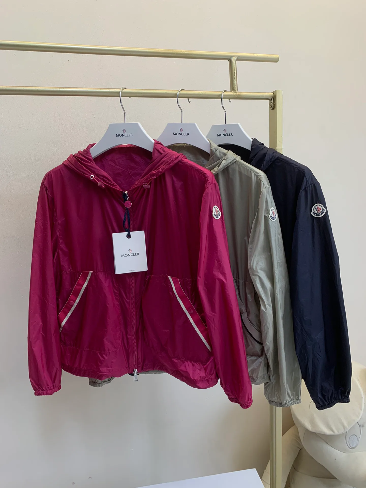 Куртки И Пуховики Женские Moncler 11479455