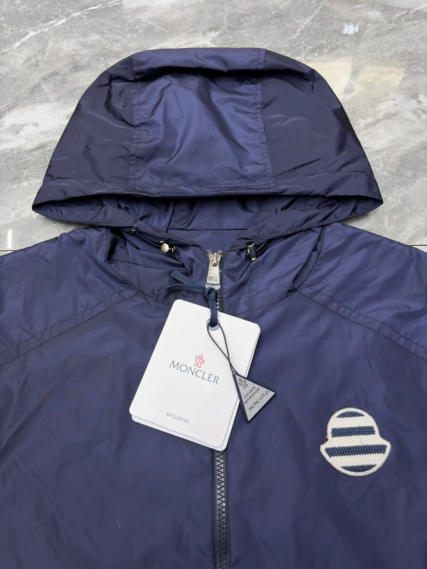 Куртки И Пуховики Мужские Moncler 14609930