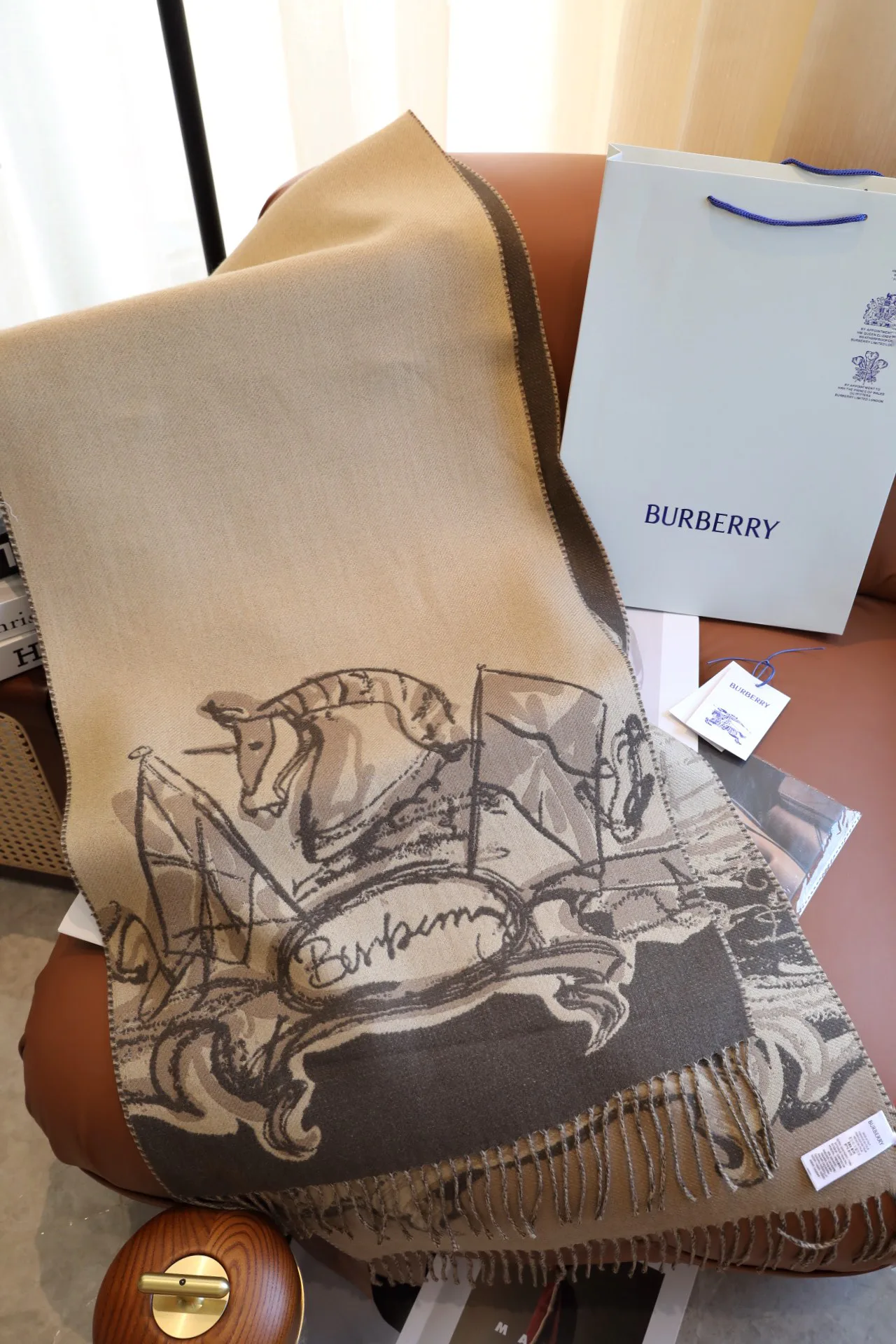 Шарфы Burberry 2273368