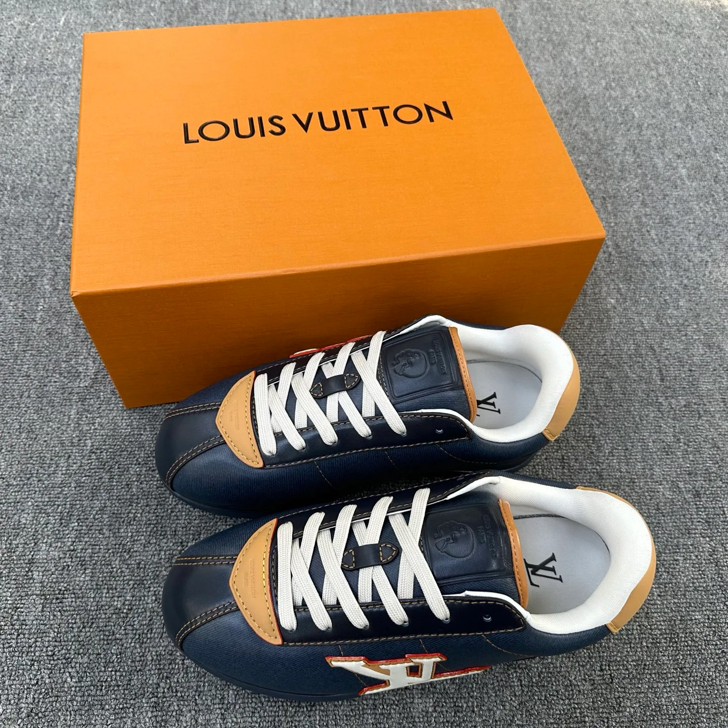 Кроссовки Мужские Louis Vuitton 1515862