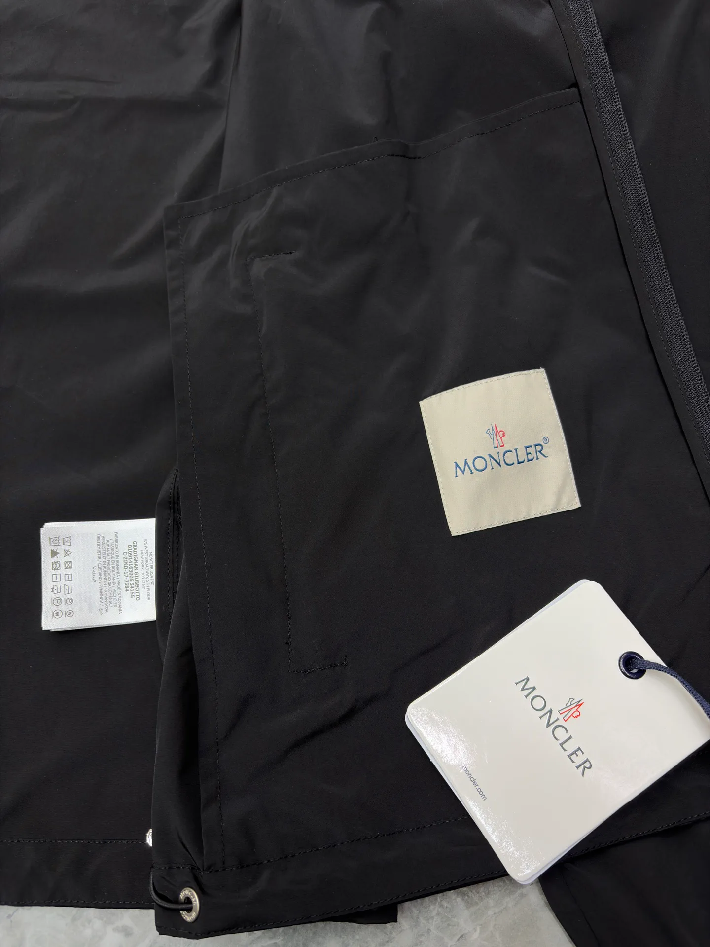 Куртки И Пуховики Женские Moncler 11690853
