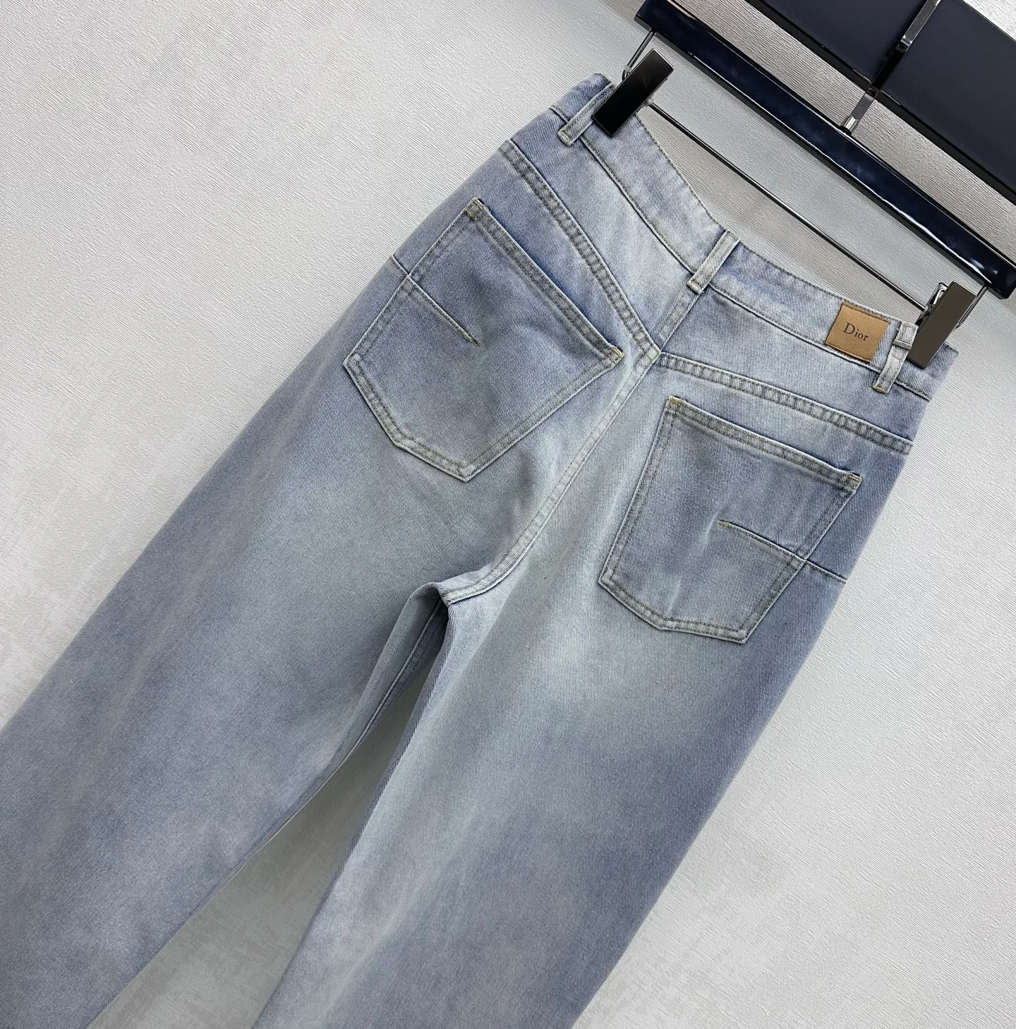 Джинсы Женские Christian Dior 11673867
