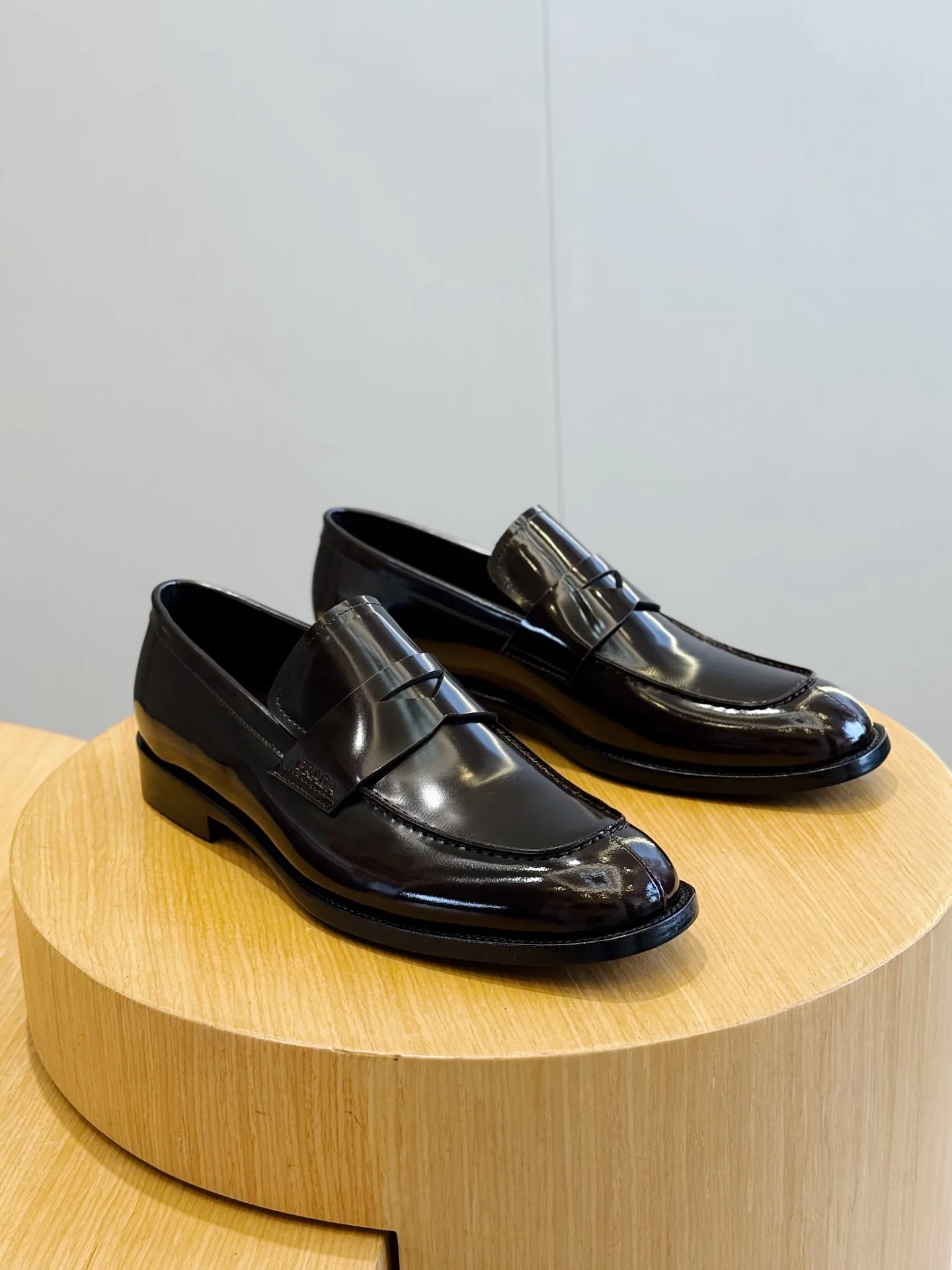 Лоферы И Туфли Мужские Prada 18139696