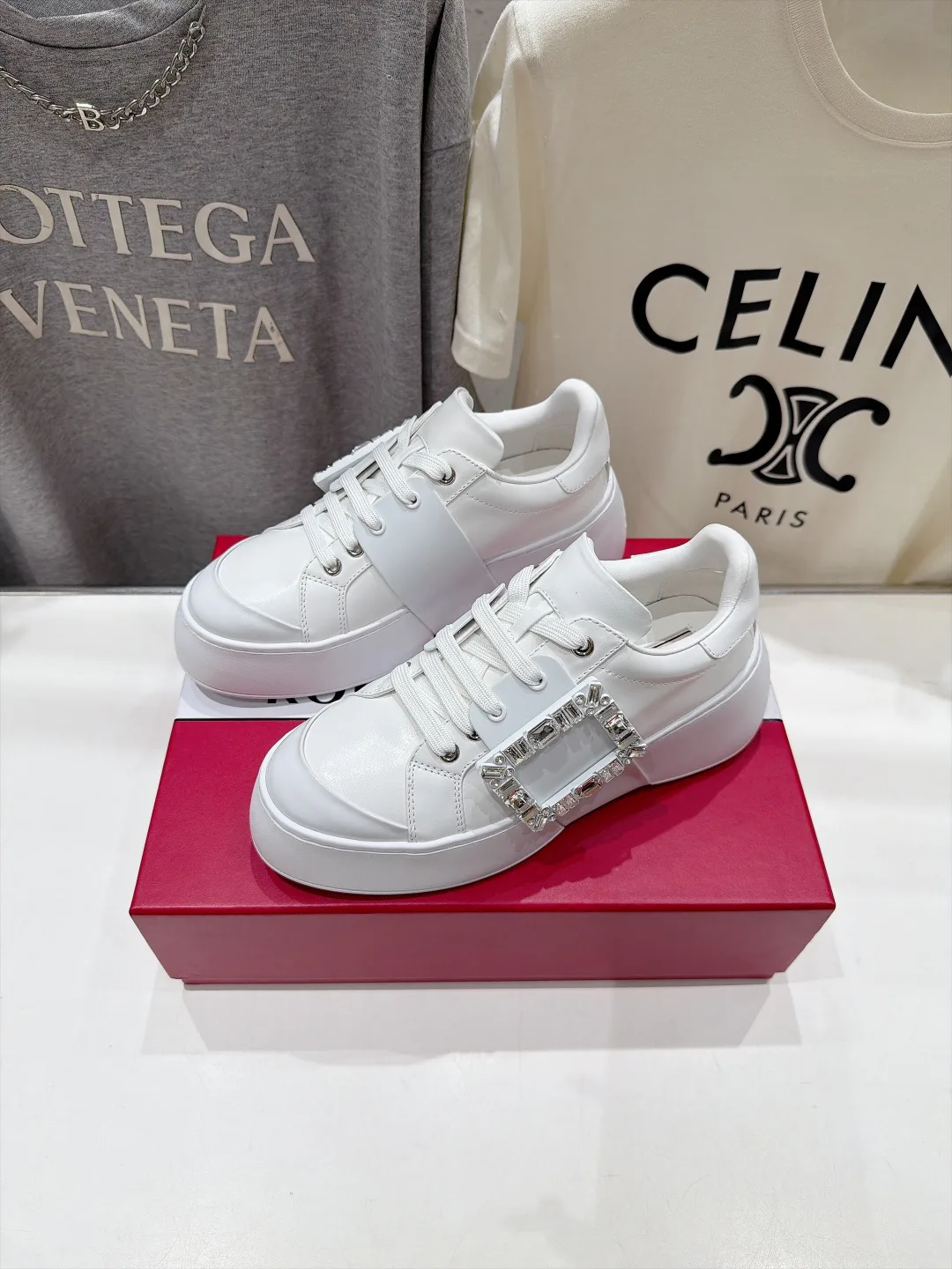 Кроссовки Женские Roger Vivier 18780305
