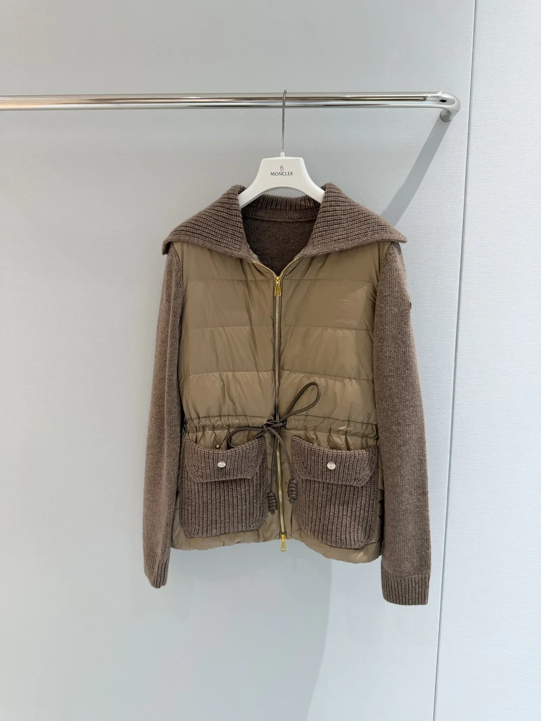 Куртки И Пуховики Женские Moncler 18439965