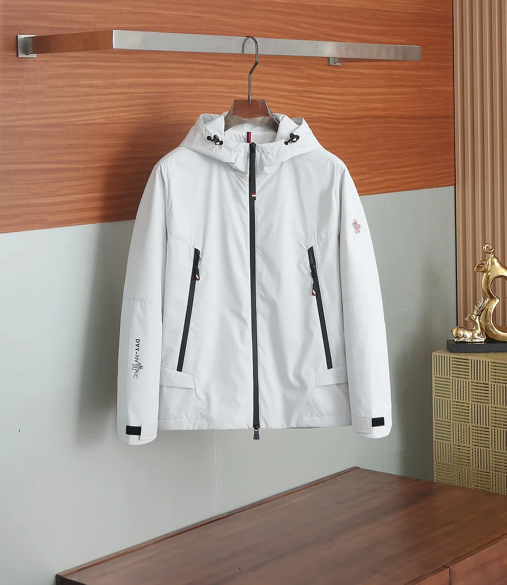 Куртки И Пуховики Мужские Moncler 3800662