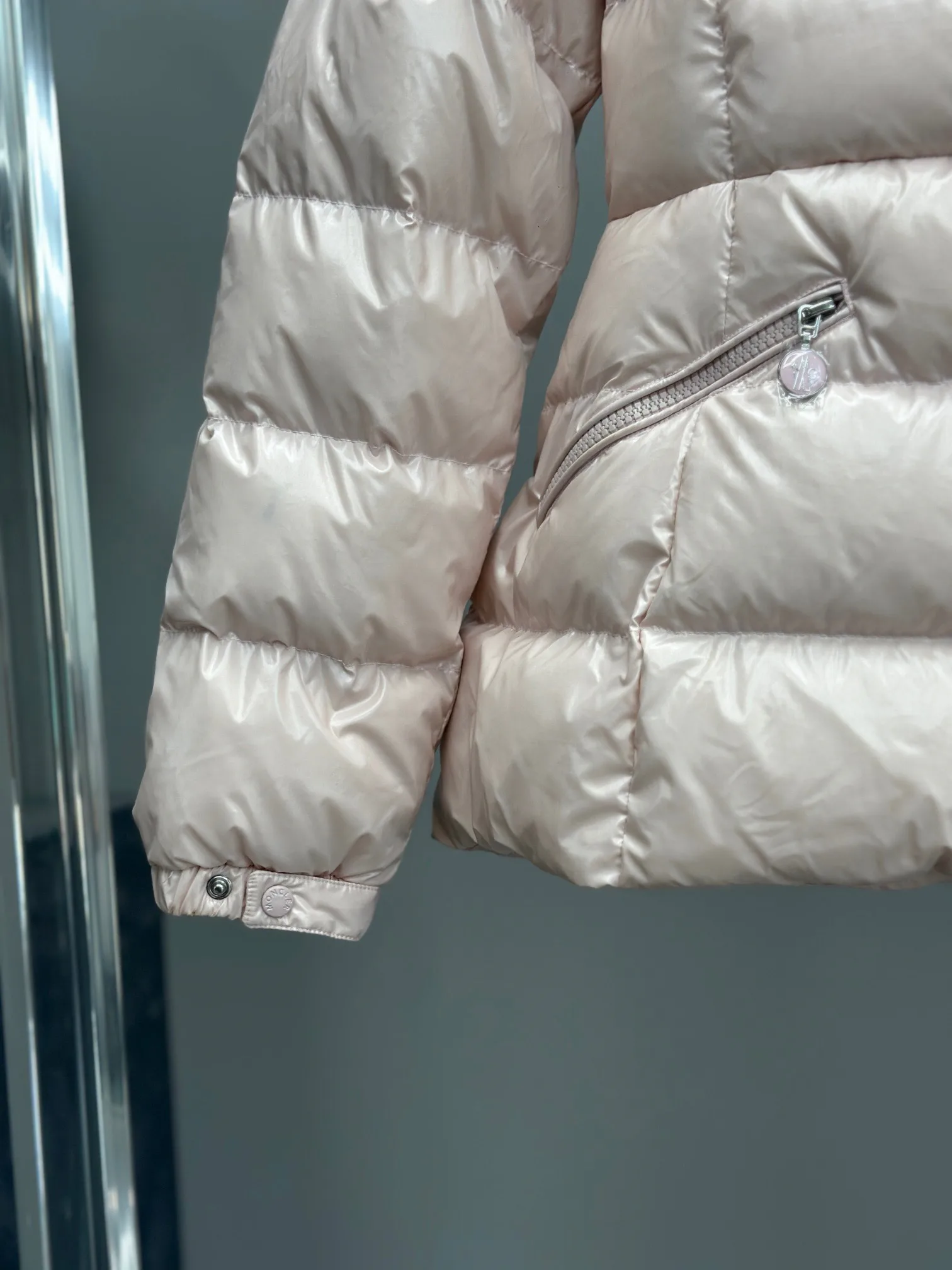 Куртки И Пуховики Женские Moncler 17913960