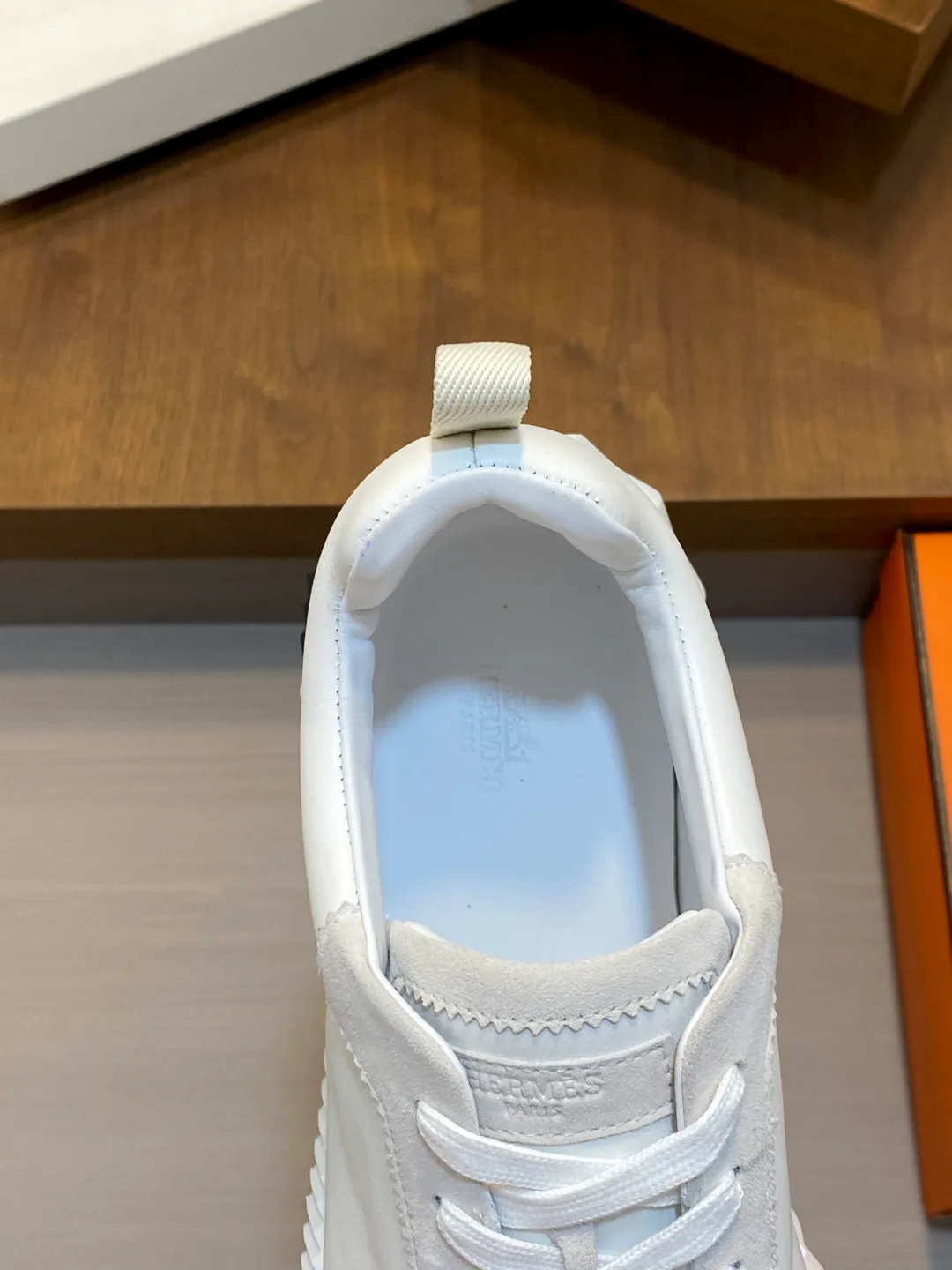 Кроссовки Мужские Hermes 18078872