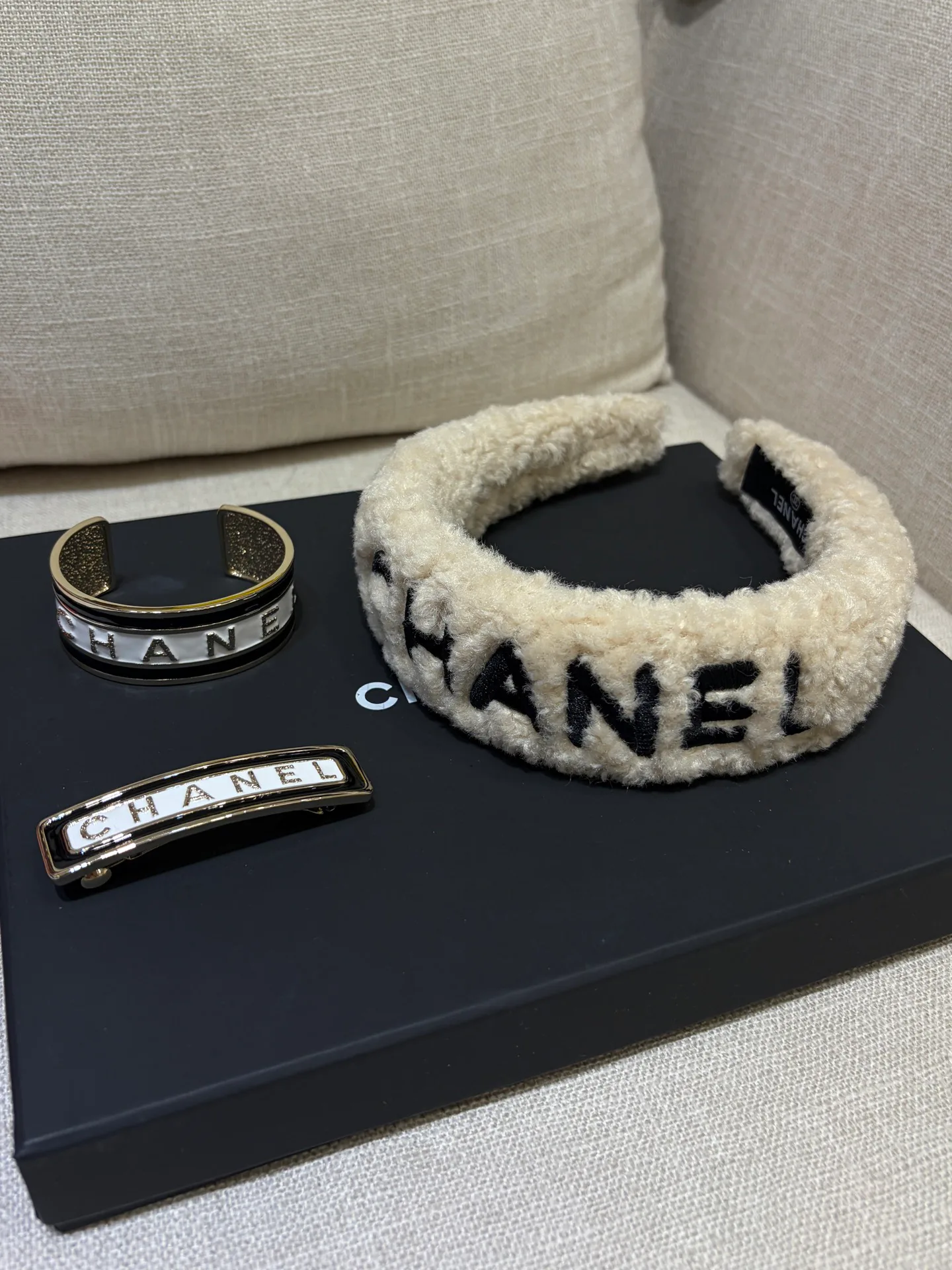 Головные Уборы Chanel 6317453
