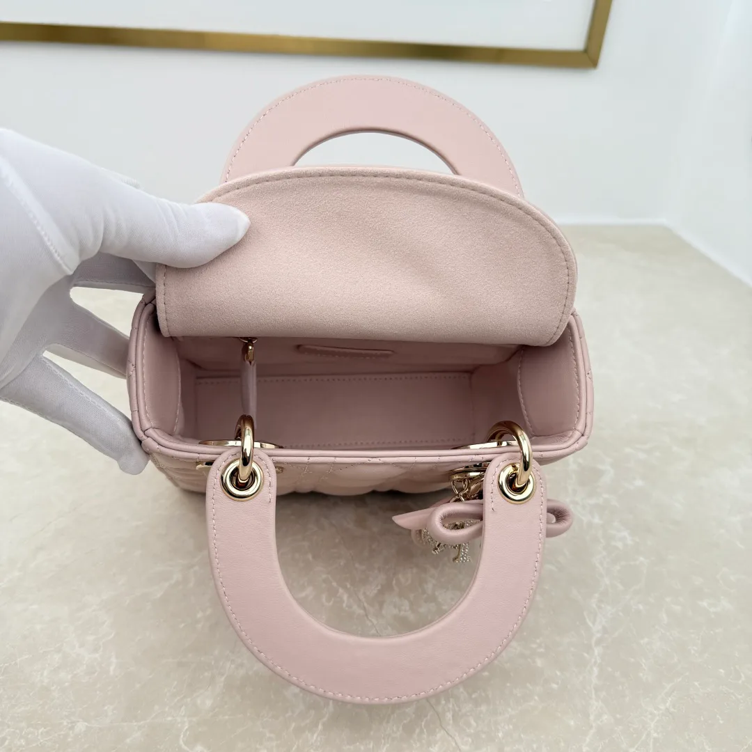 Классические Сумки Женские Christian Dior 18116218