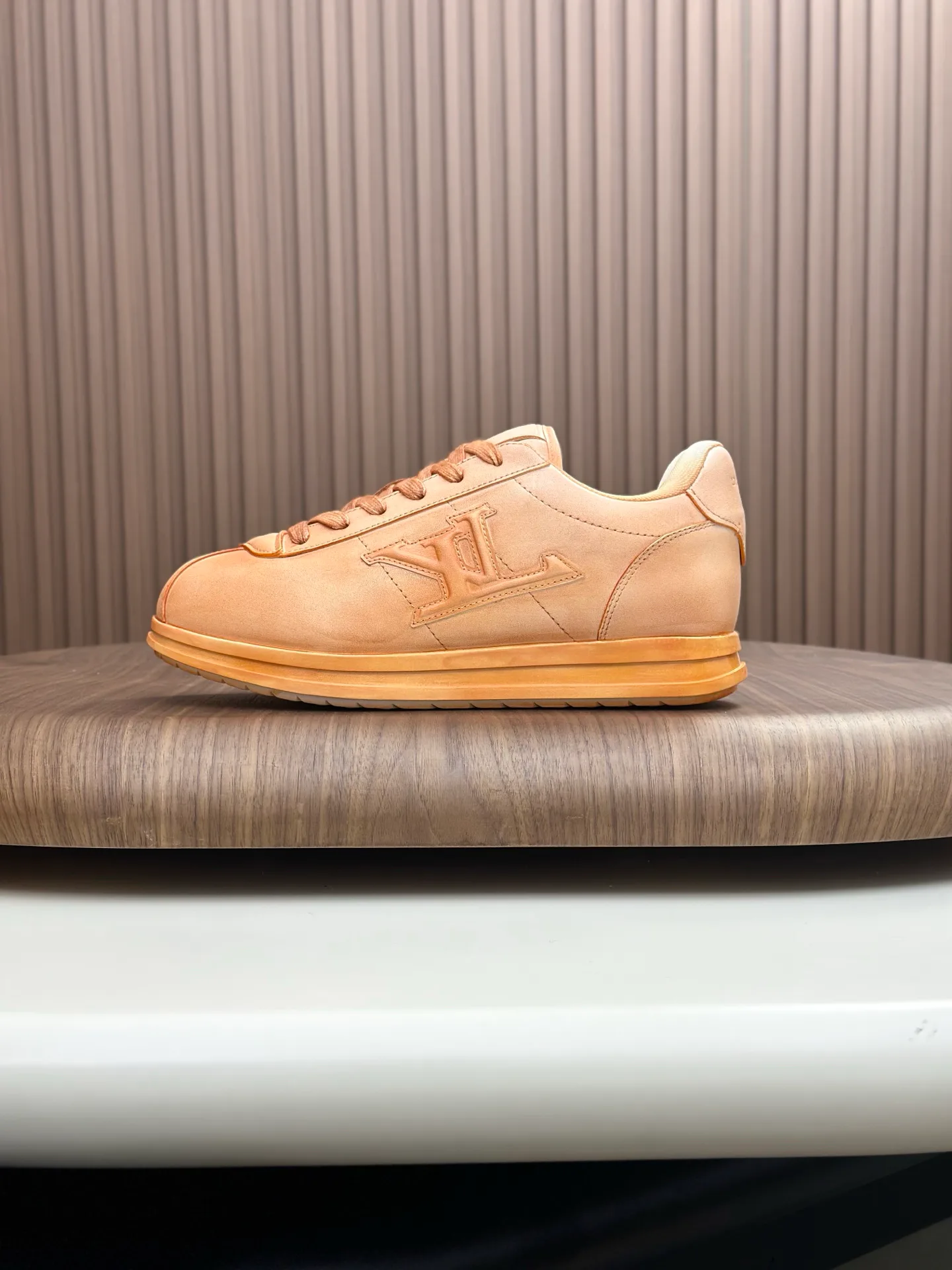 Кроссовки Мужские Louis Vuitton 10399523