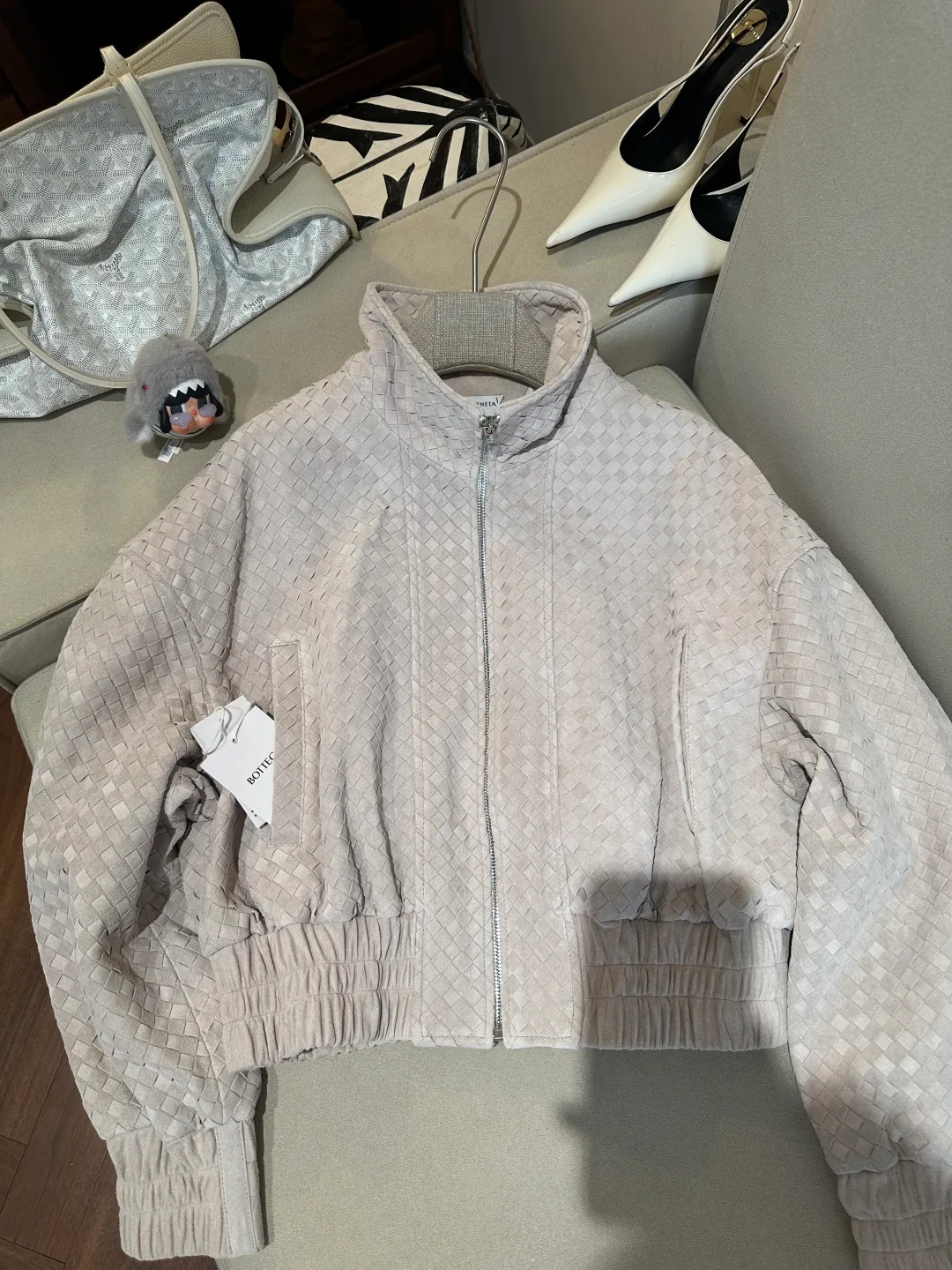 Кожаные Куртки И Дублёнки Женские Bottega Veneta 17766270