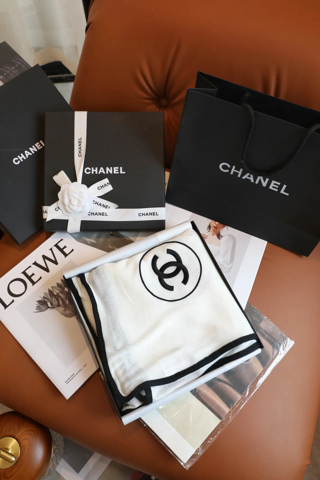 Шарфы Chanel 17991587