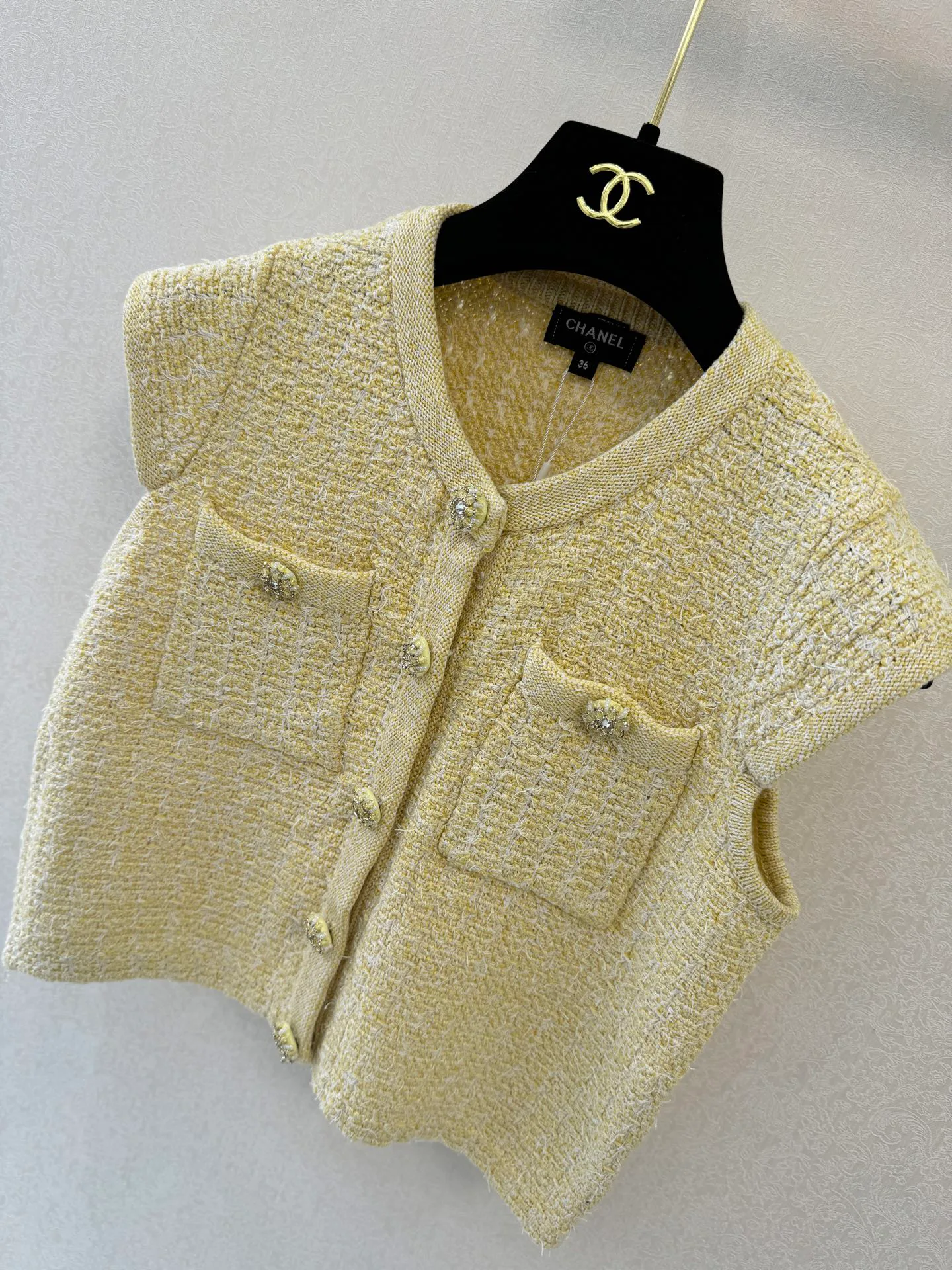 Жилеты Женские Chanel 11339799