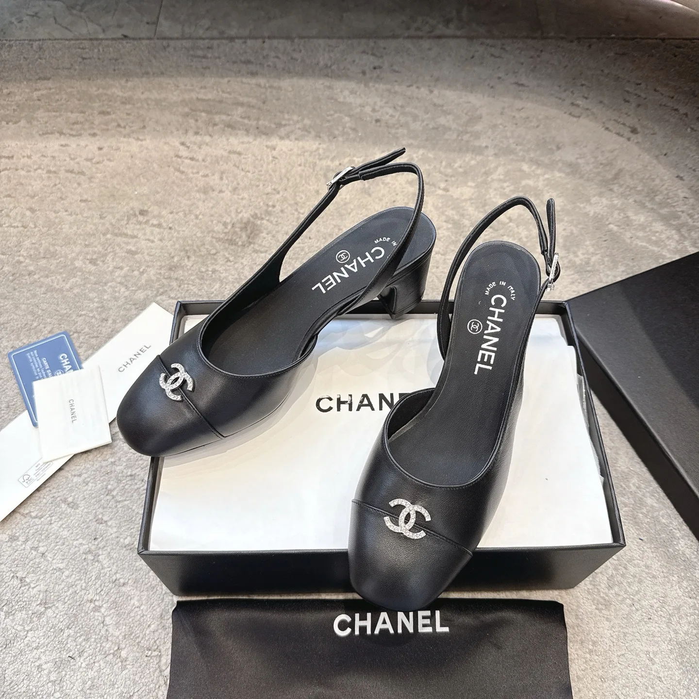 Босоножки Женские Chanel 11643535