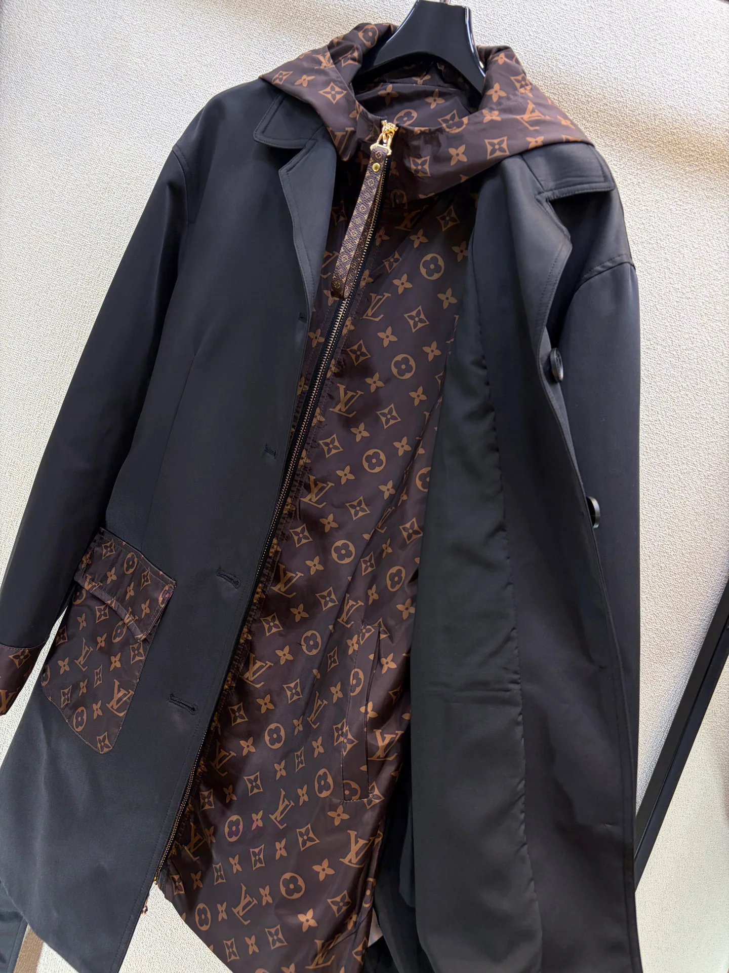 Тренчи Женские Louis Vuitton 18506586