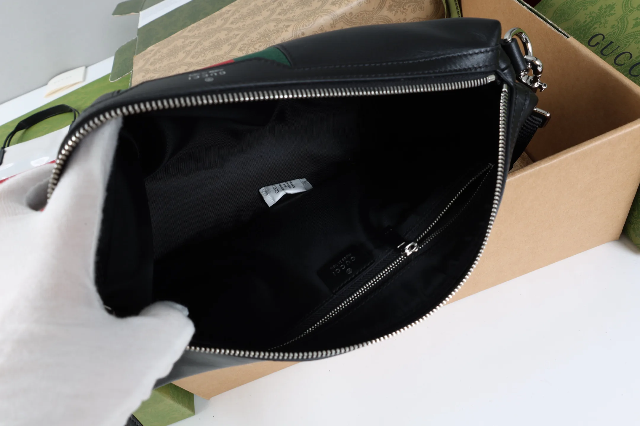 Классические Сумки Женские Gucci 18250594
