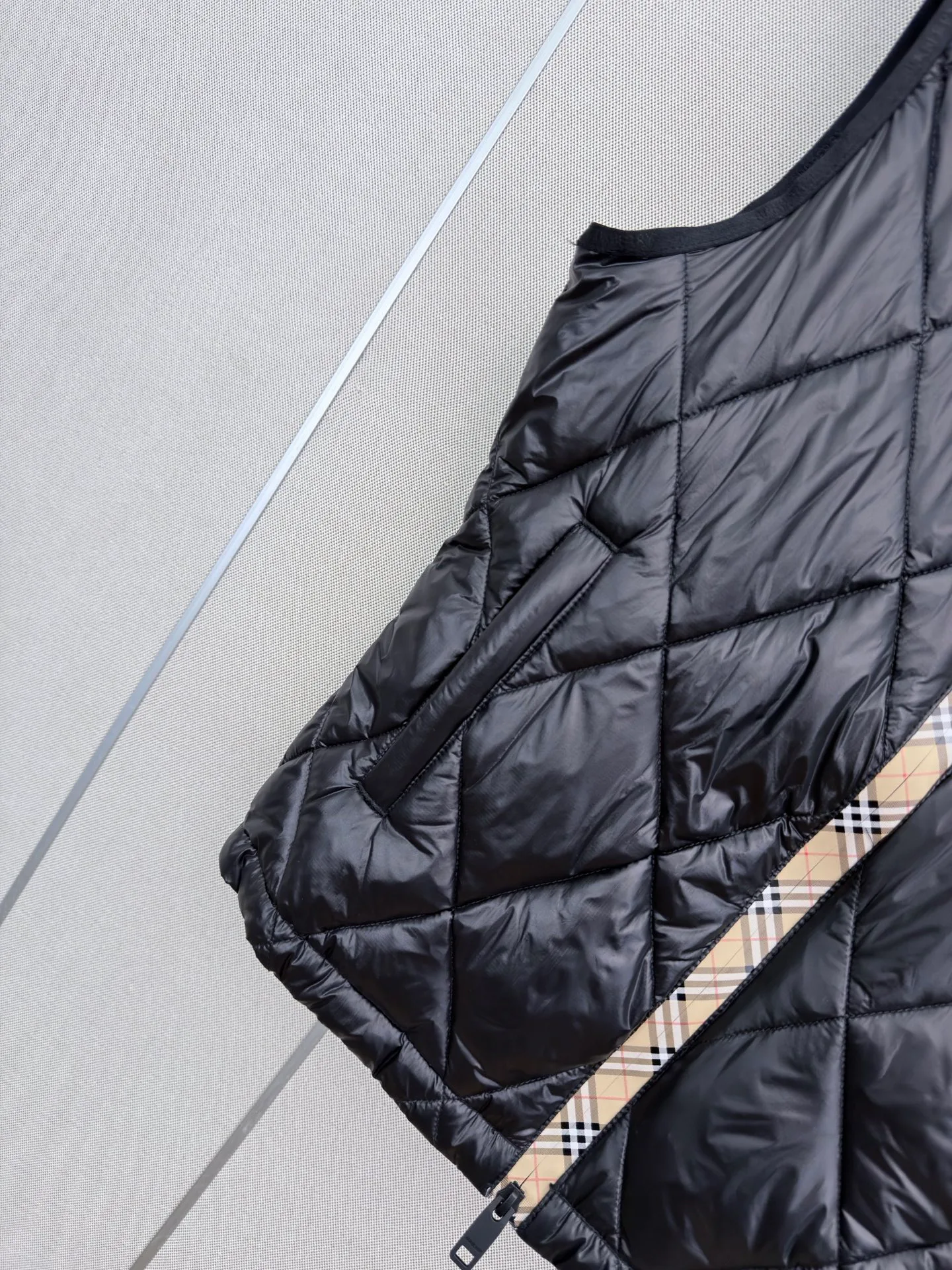 Жилеты Женские Burberry 18839030