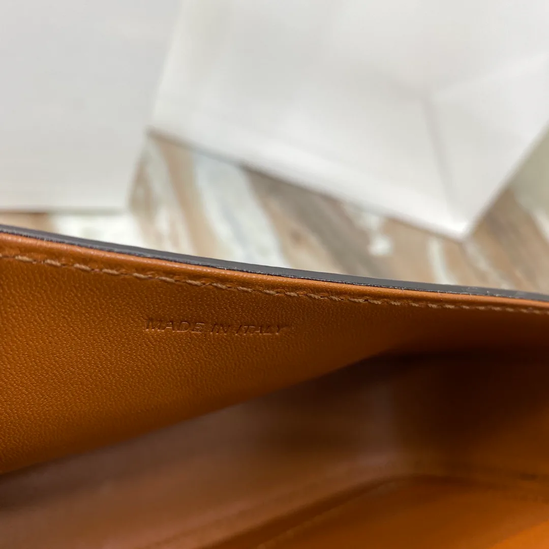 Классические Сумки Женские Celine 12604678
