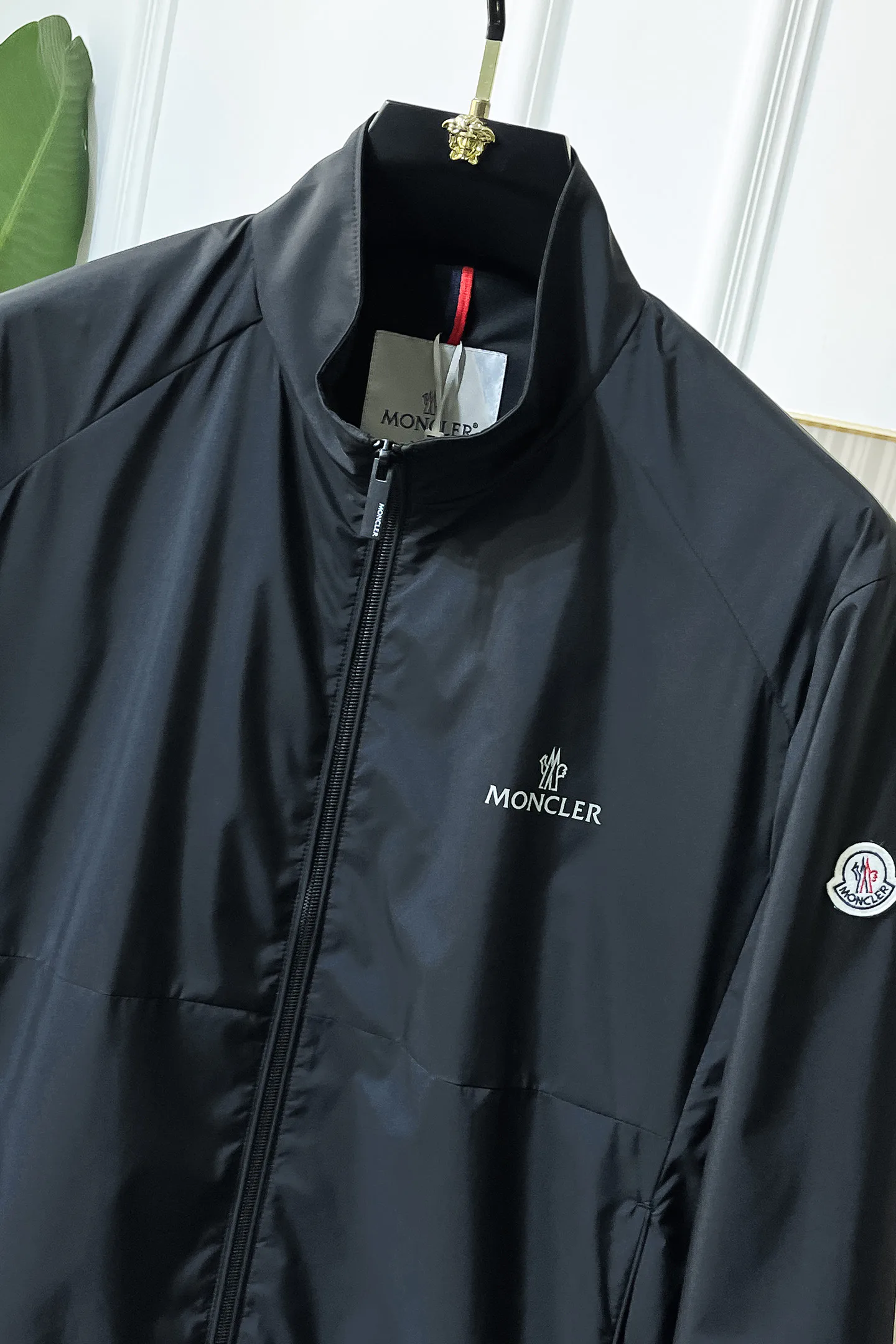 Куртки И Пуховики Мужские Moncler 11222586