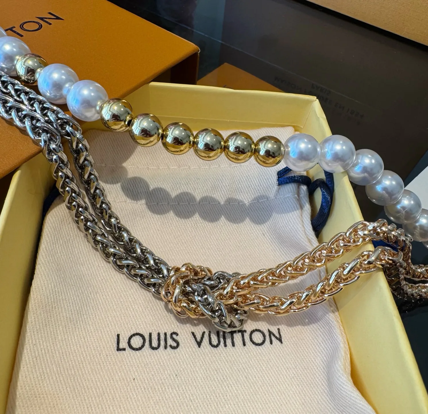 Бижутерия Louis Vuitton 14337141