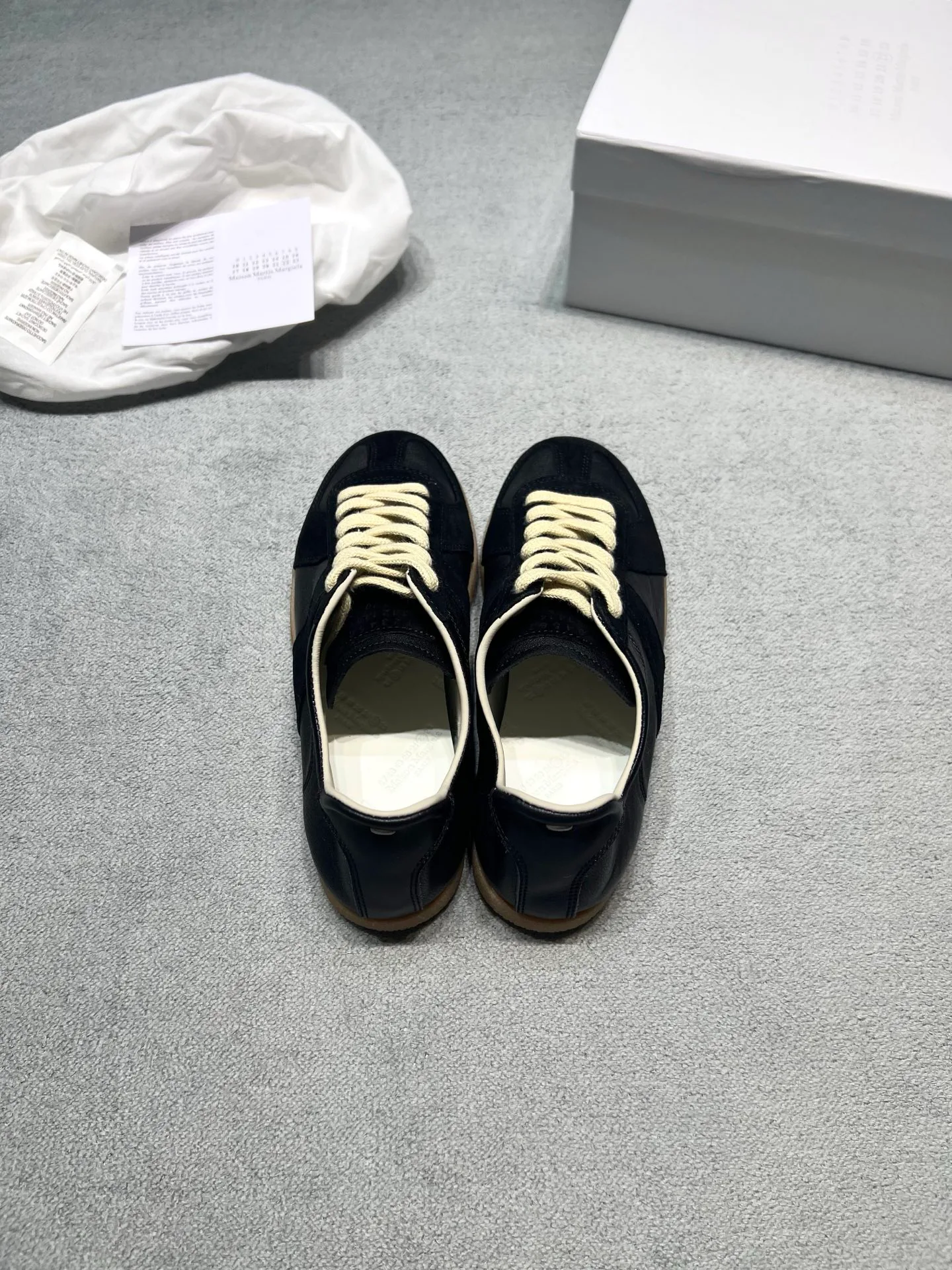 Кроссовки Женские Maison Margiela 18366875