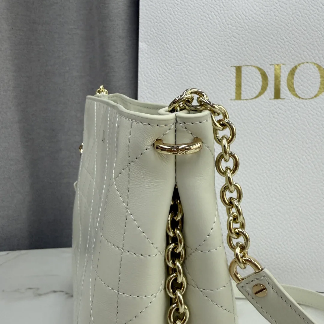 Классические Сумки Женские Christian Dior 11905840