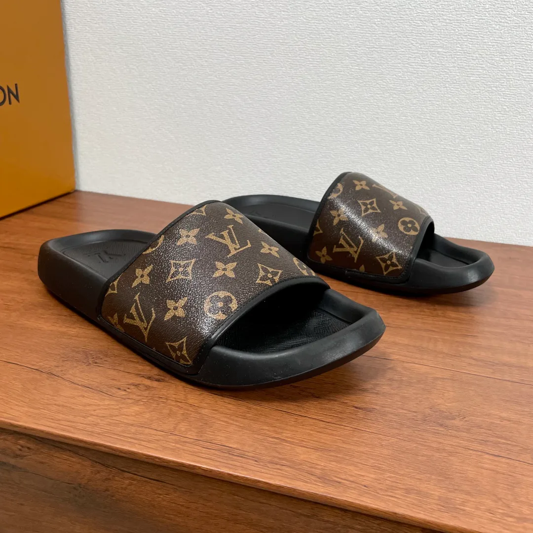 Шлепанцы Женские Louis Vuitton 74077