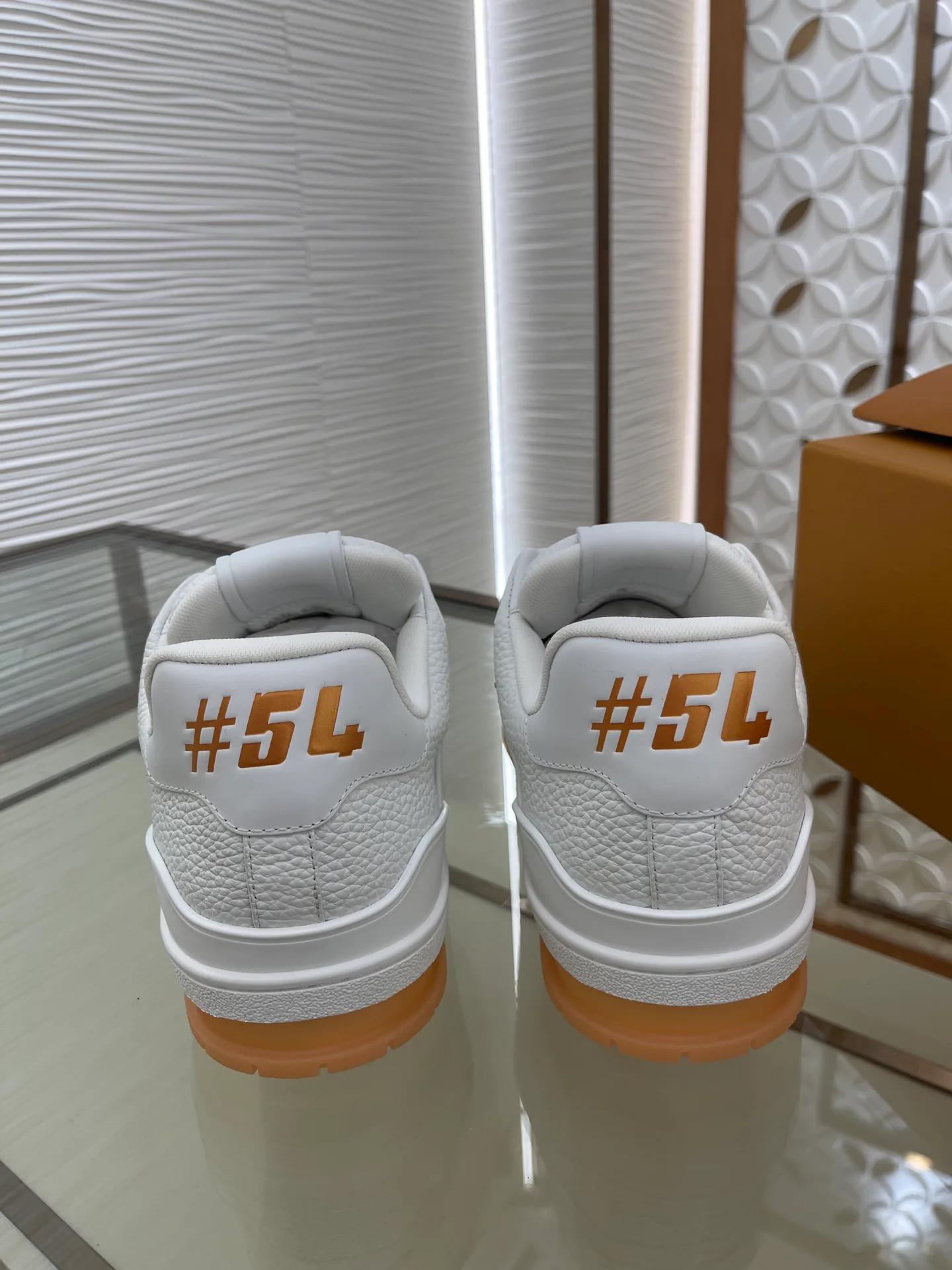 Кроссовки Женские Louis Vuitton 92790