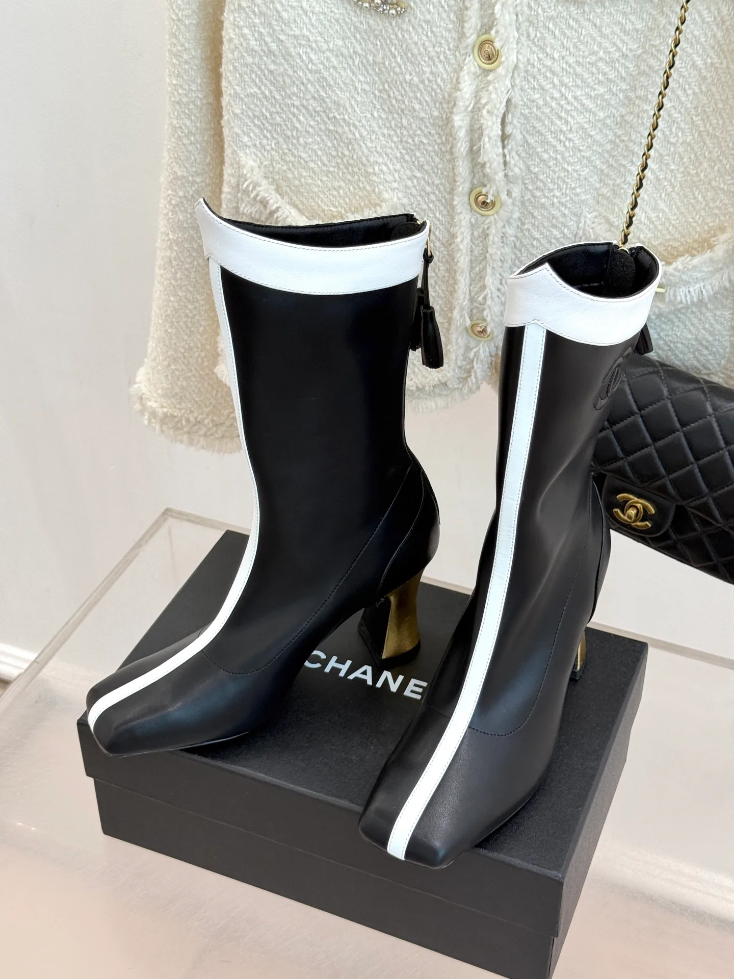 Сапоги Женские Chanel 17425394