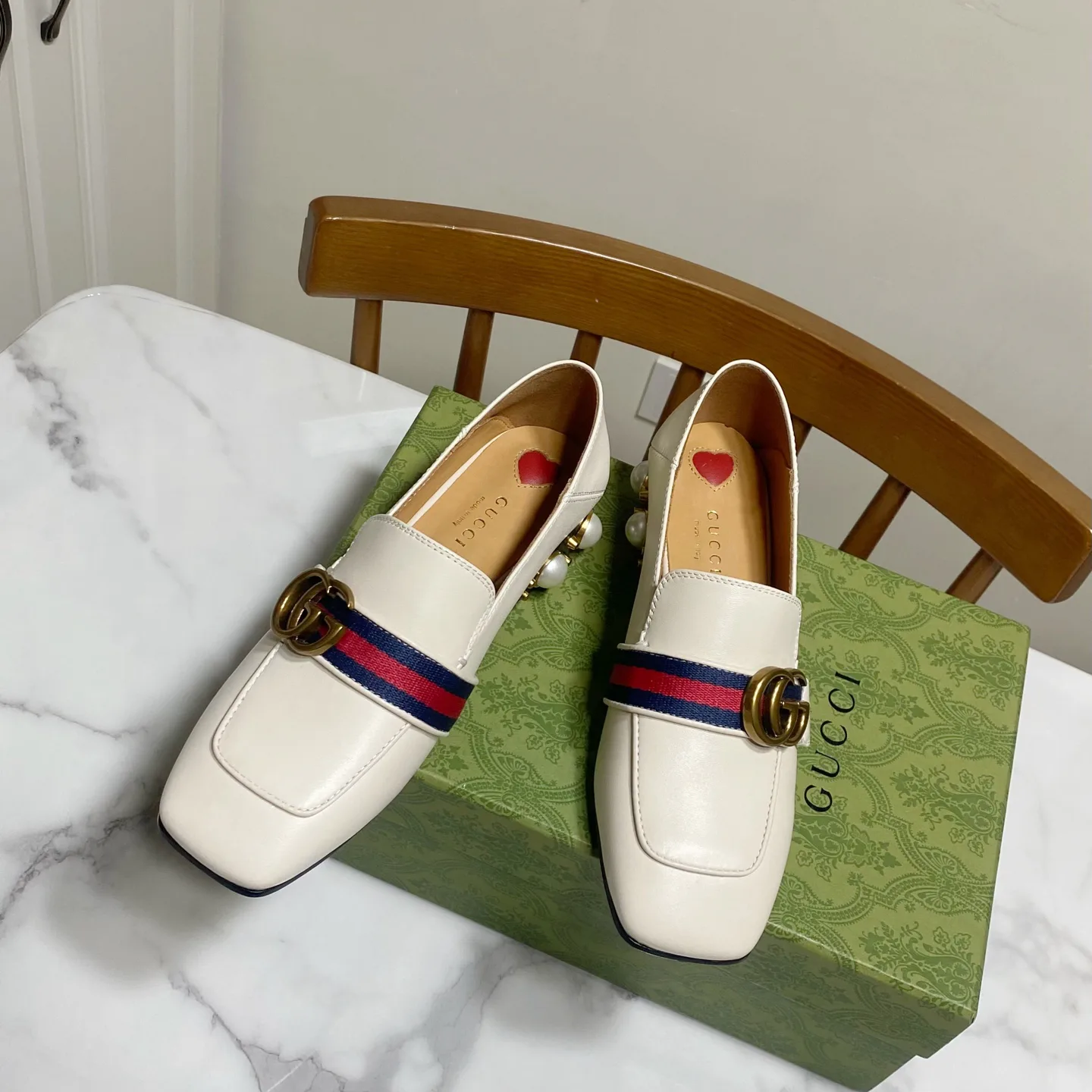 Лоферы И Мокасины Женские Gucci 842928