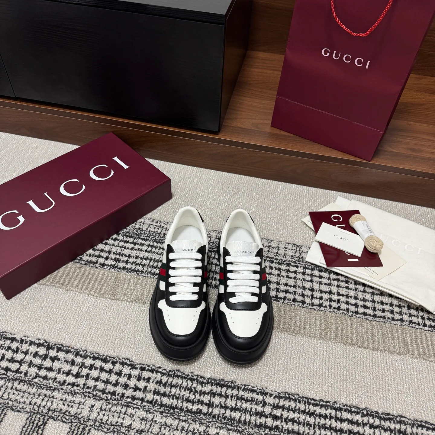 Кроссовки Женские Gucci 1225468