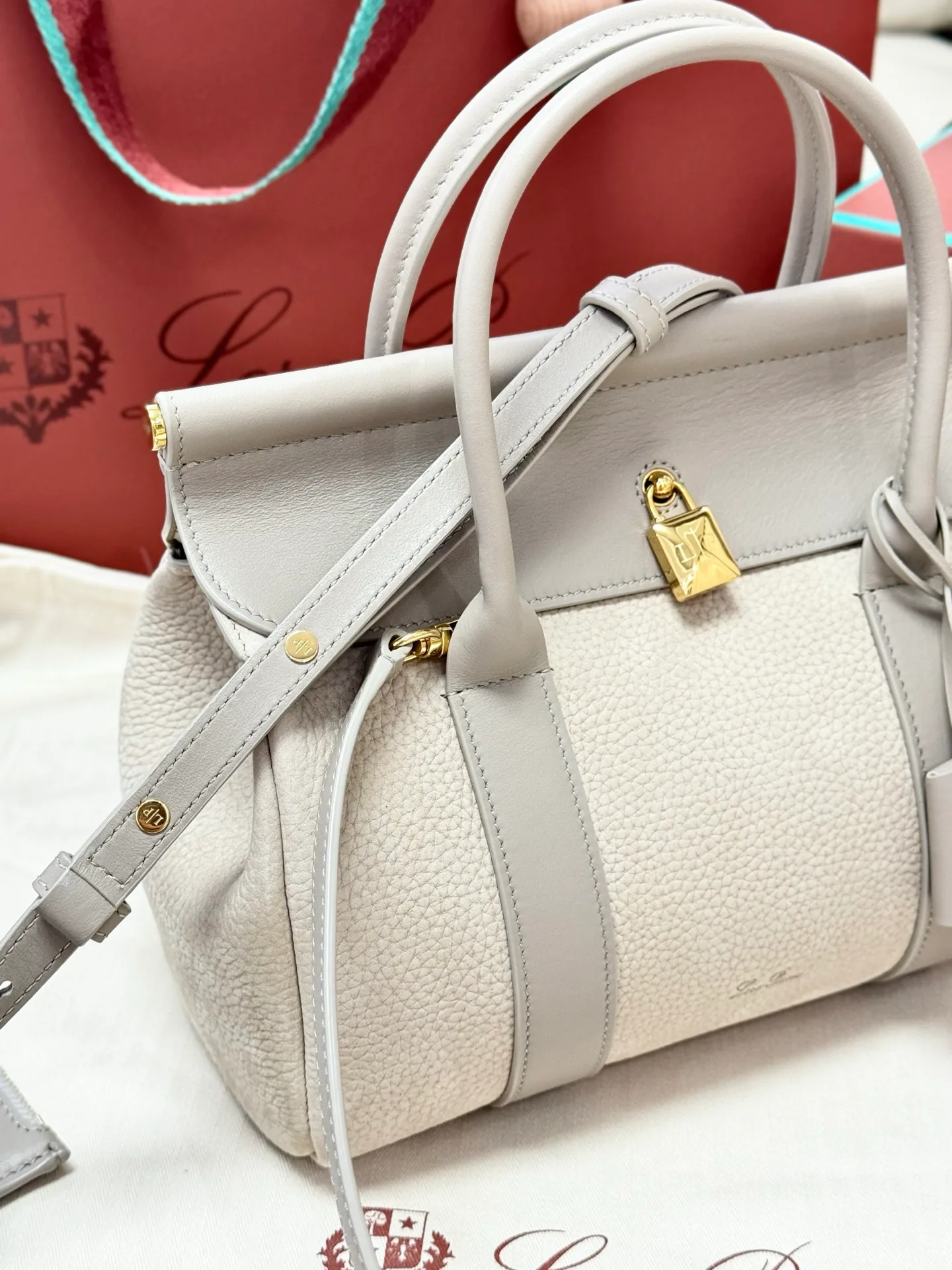 Классические Сумки Женские Loro Piana 11472594