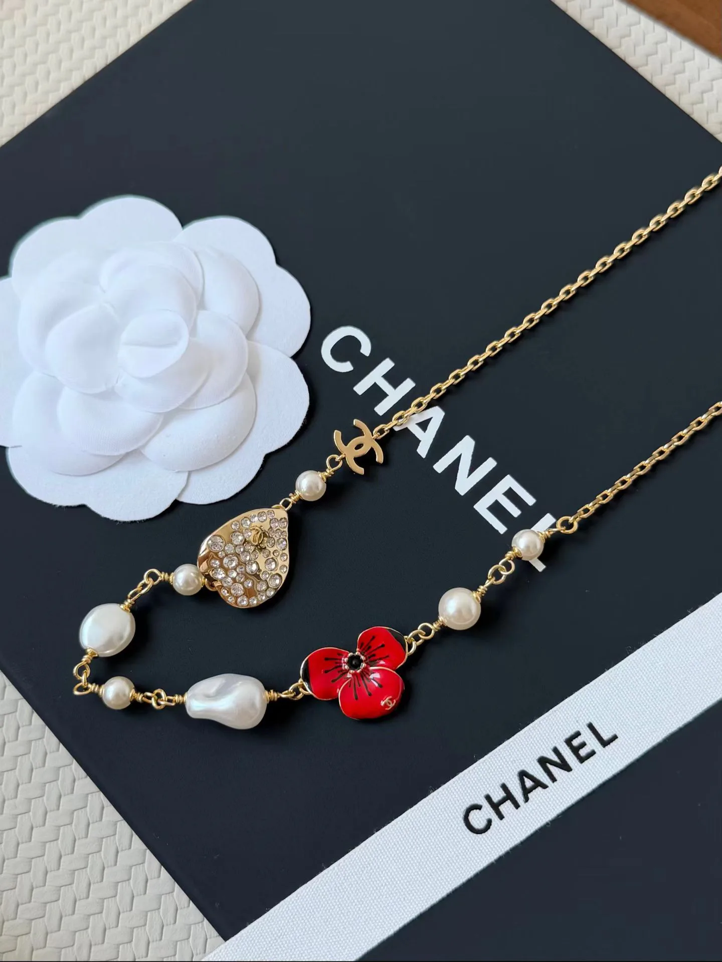 Бижутерия Chanel 18122708