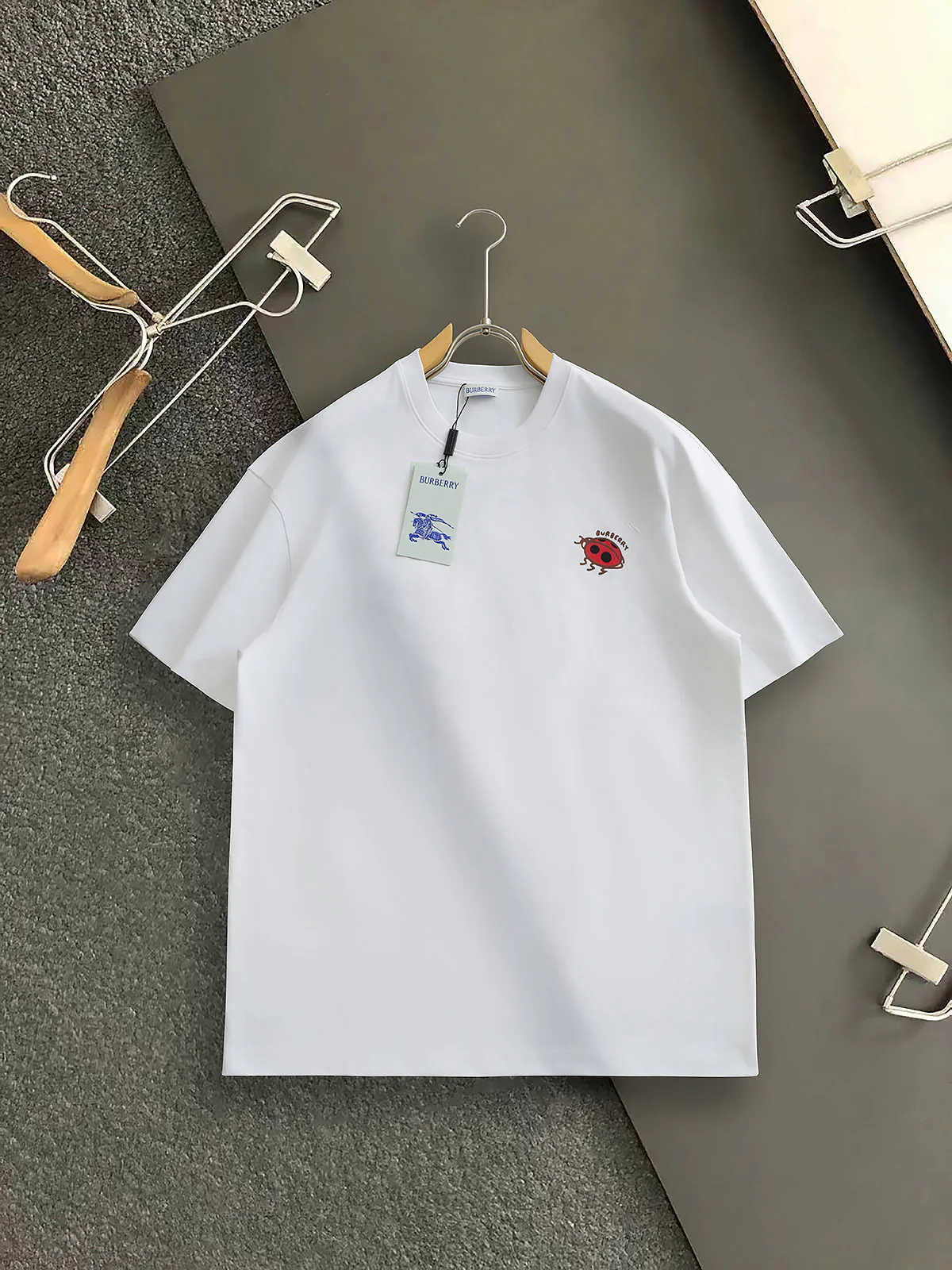 Футболки Женские Burberry 619115