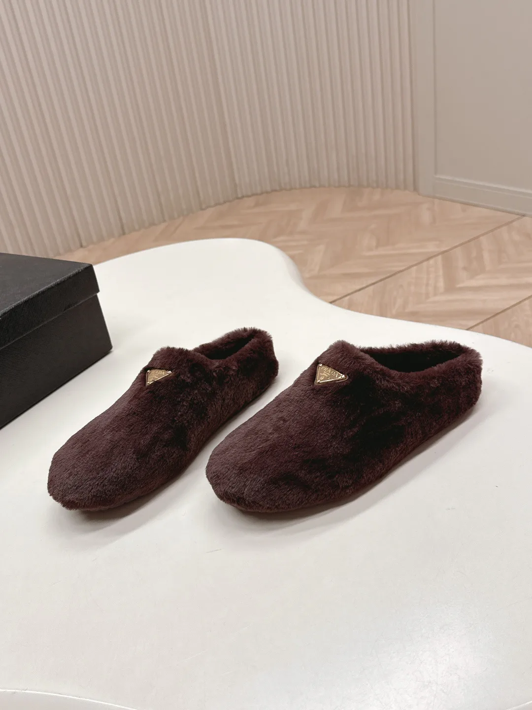 Тапочки Женские Prada 432117