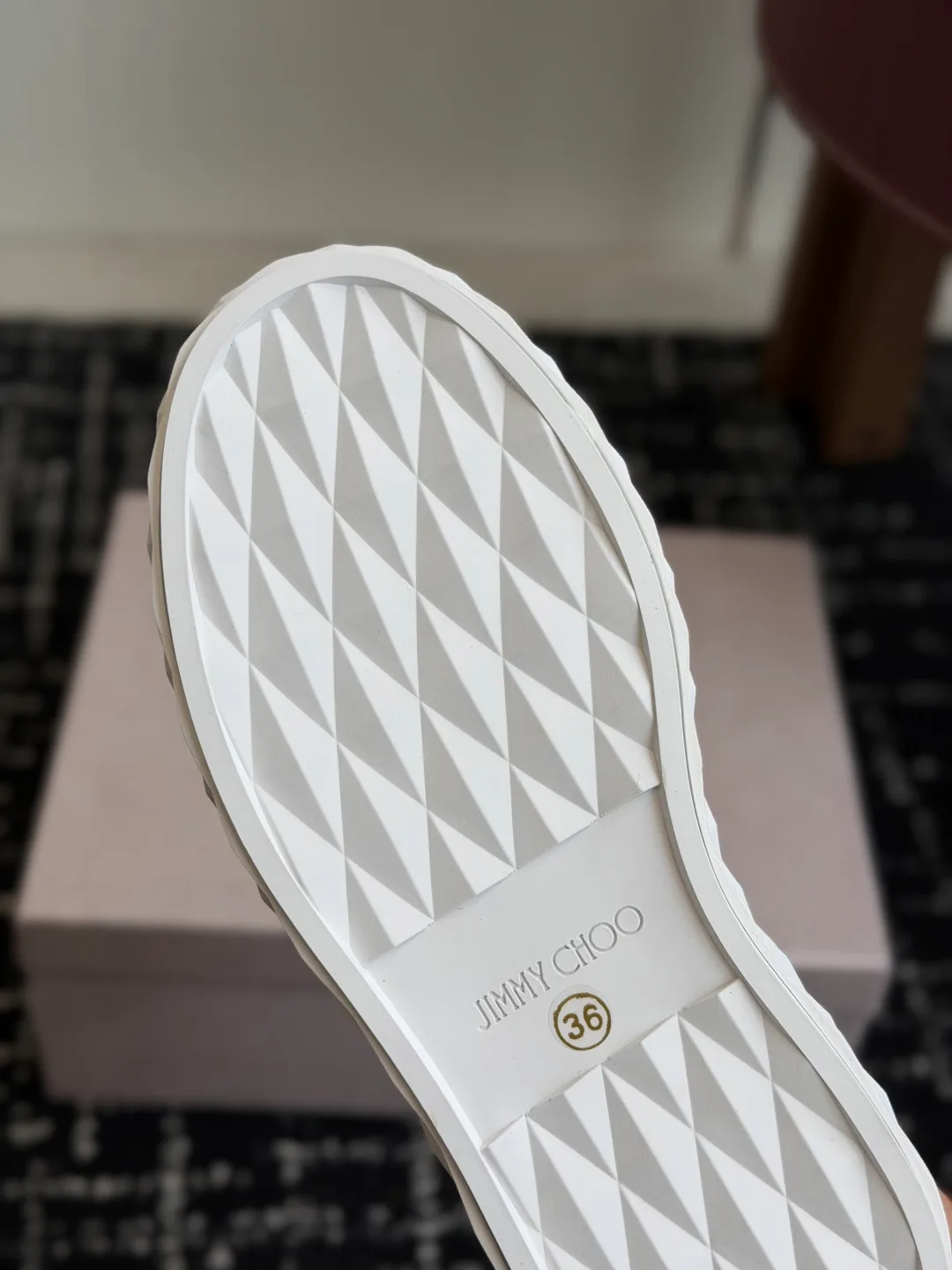 Кроссовки Женские Jimmy Choo 18260363