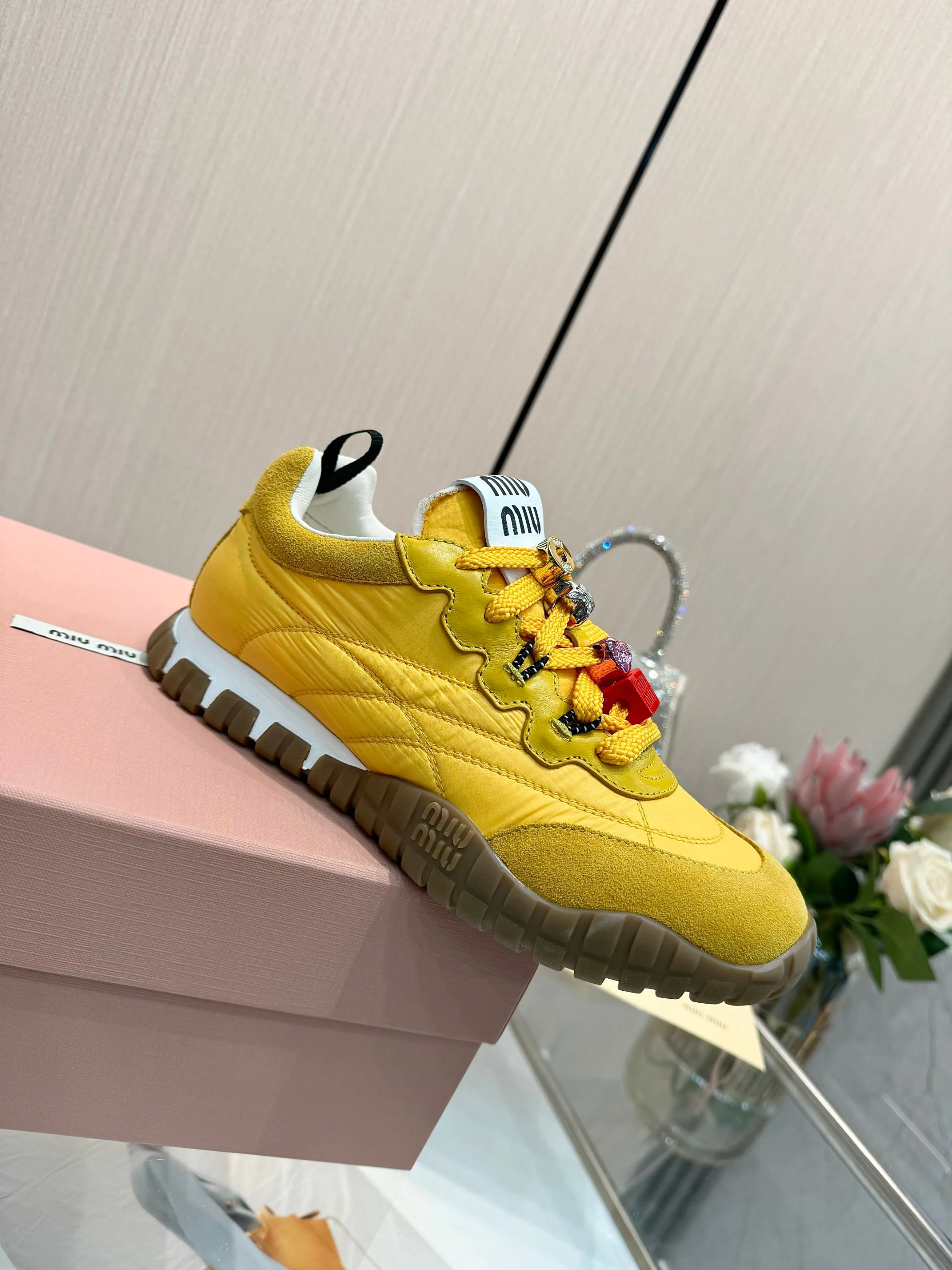 Кроссовки Женские Miu Miu 20365