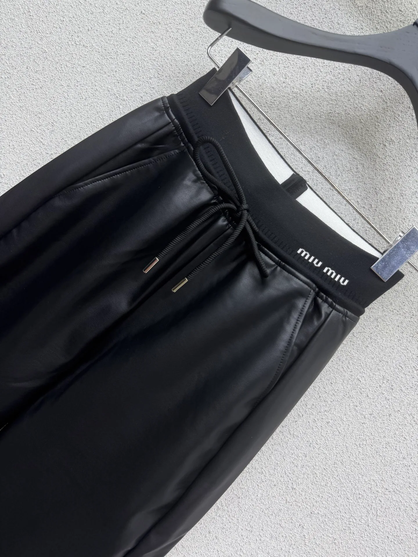 Брюки Женские Miu Miu 19246159